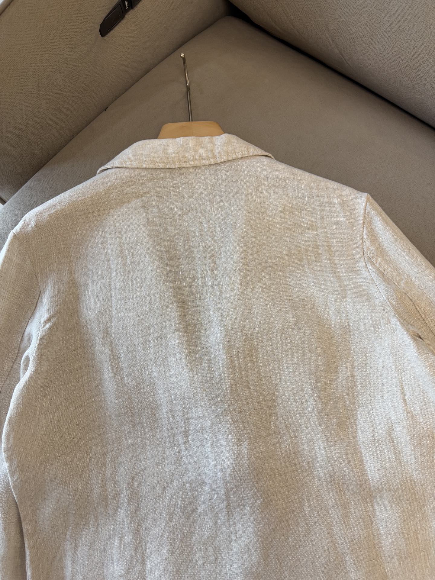 Luxurious Solbati Suit: Timeless Elegance with Modern Charisma in Imported Linen - 图片 7