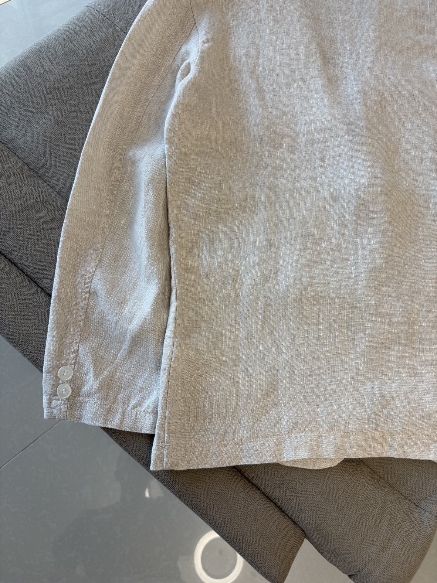 Luxurious Solbati Suit: Timeless Elegance with Modern Charisma in Imported Linen - 图片 8