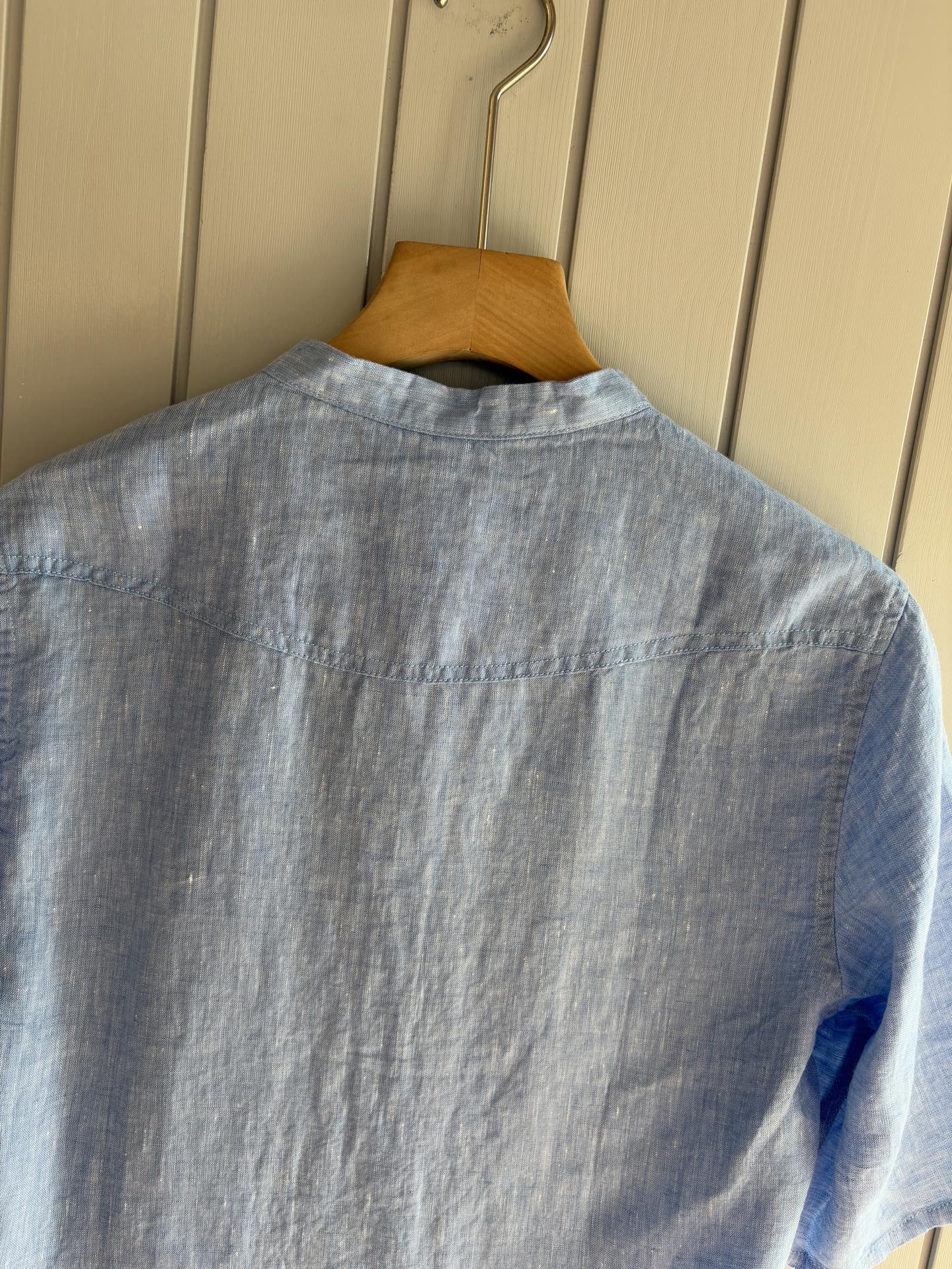 lP🆕20%亚麻男士短袖，男装界的天花板，这款翻领麻料衫短袖精准到每一针的细腻工艺，完全区别于普通面料裁