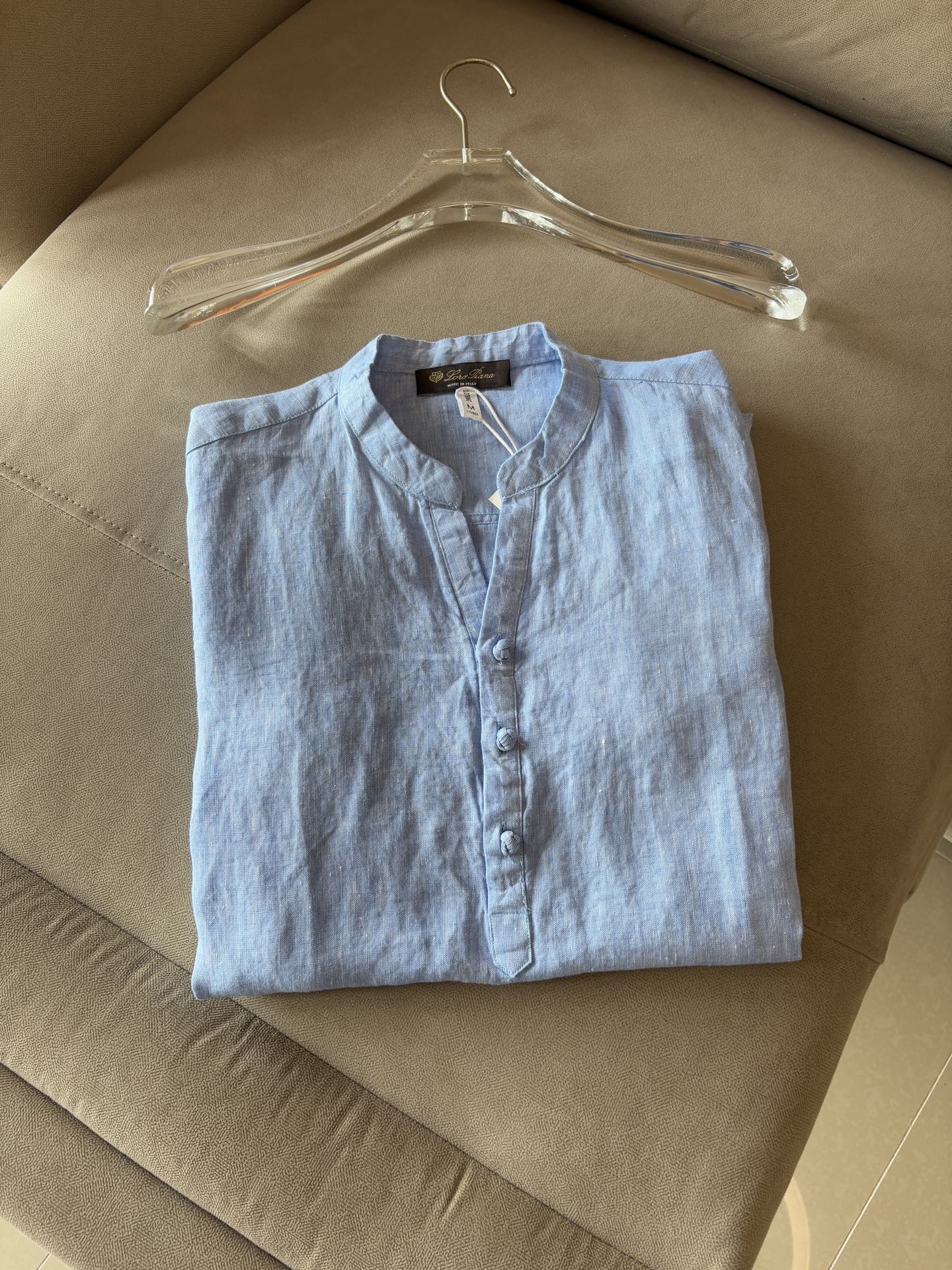 lP🆕20%亚麻男士短袖，男装界的天花板，这款翻领麻料衫短袖精准到每一针的细腻工艺，完全区别于普通面料裁