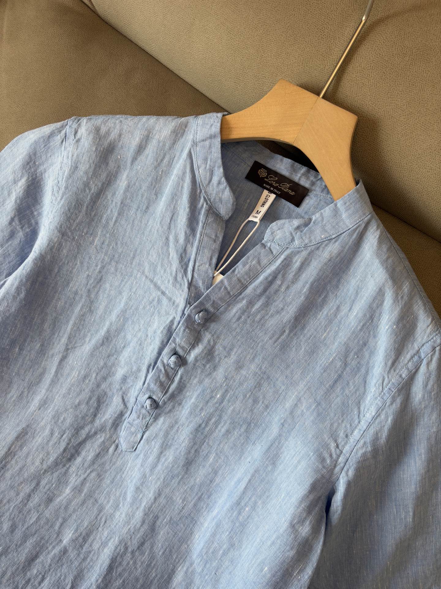 lP🆕20%亚麻男士短袖，男装界的天花板，这款翻领麻料衫短袖精准到每一针的细腻工艺，完全区别于普通面料裁