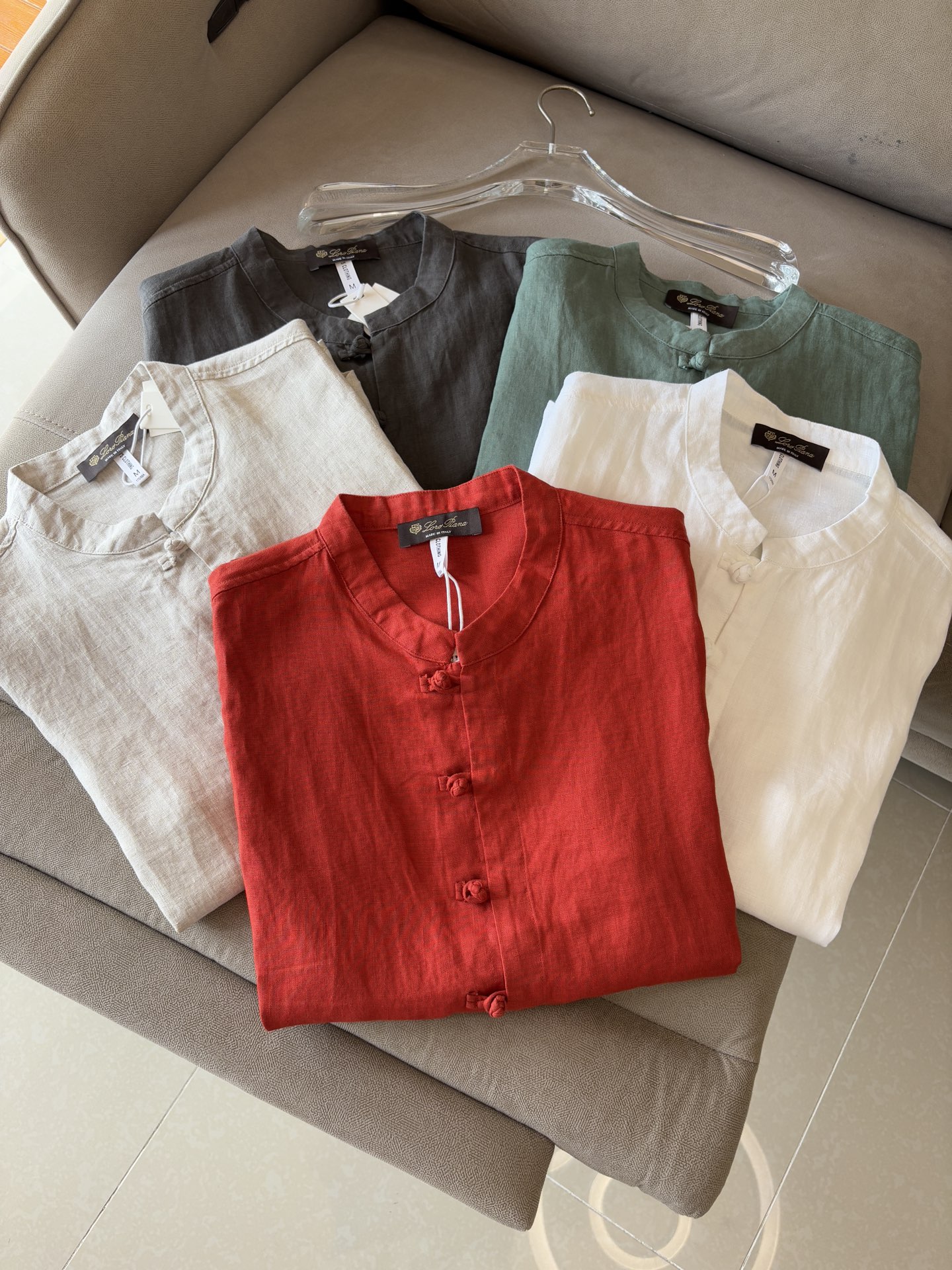 lP🆕20%亚麻男士短袖，男装界的天花板，这款翻领麻料衫短袖精准到每一针的细腻工艺，完全区别于普通面料裁