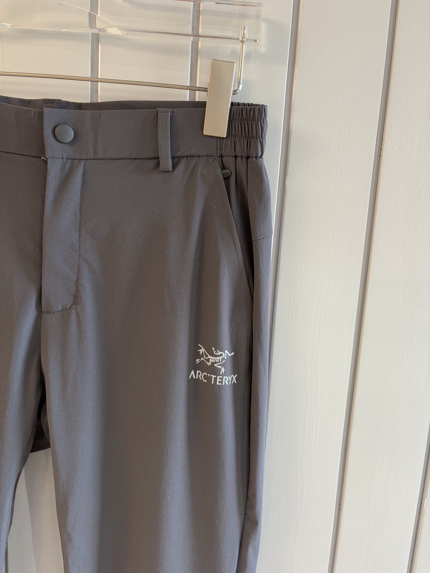 始祖鸟 官网同步 经典户外 工装裤 颜色超级正 海外同步发型 今年流行趋势 进口科技面料 M-3XL