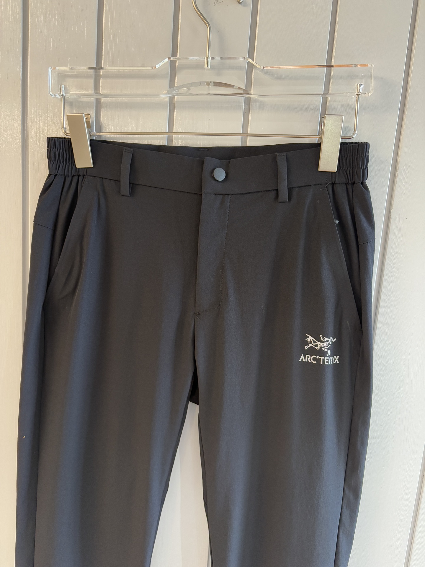 始祖鸟 官网同步 经典户外 工装裤 颜色超级正 海外同步发型 今年流行趋势 进口科技面料 M-3XL