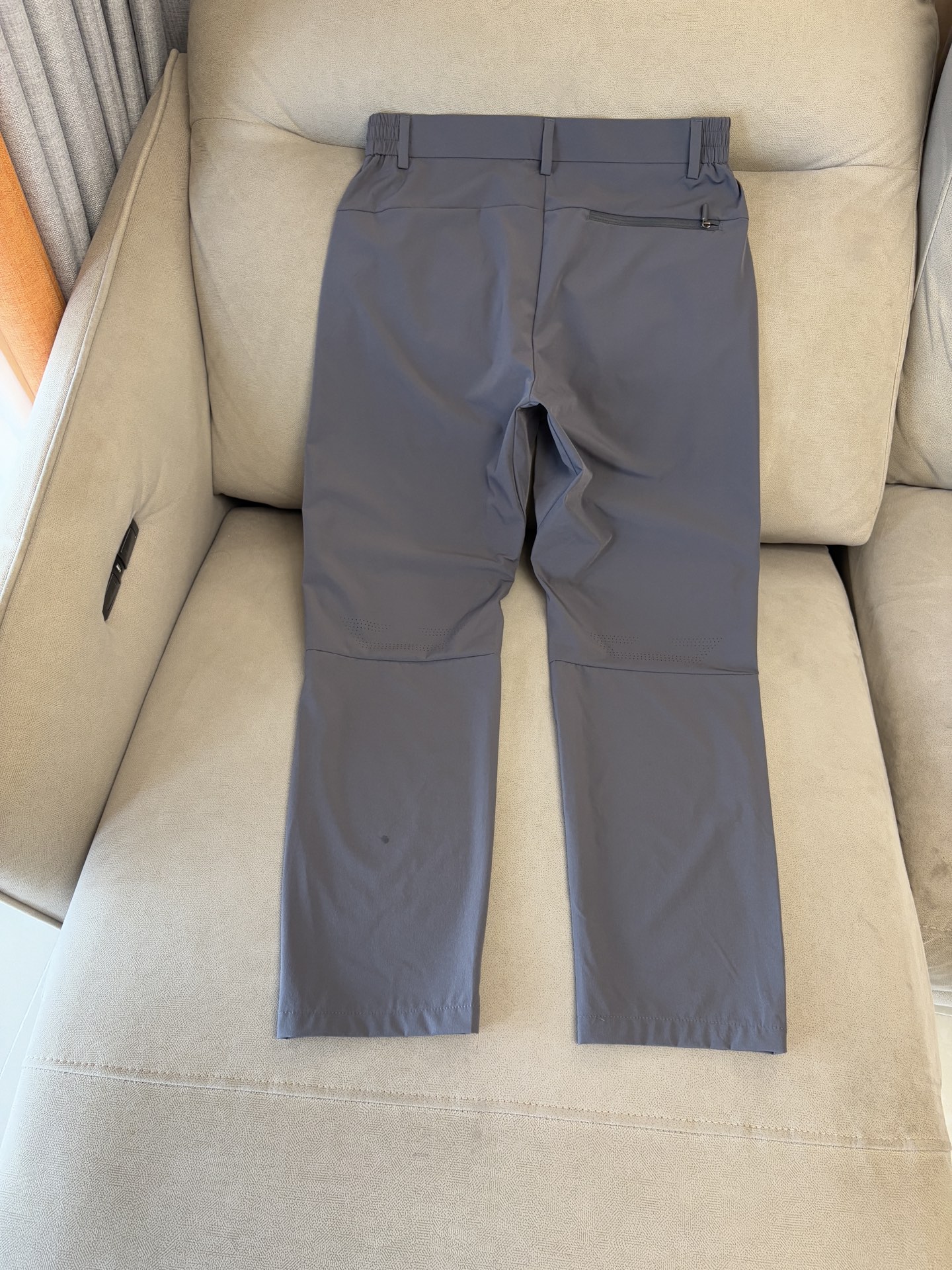 始祖鸟 官网同步 经典户外 工装裤 颜色超级正 海外同步发型 今年流行趋势 进口科技面料 M-3XL