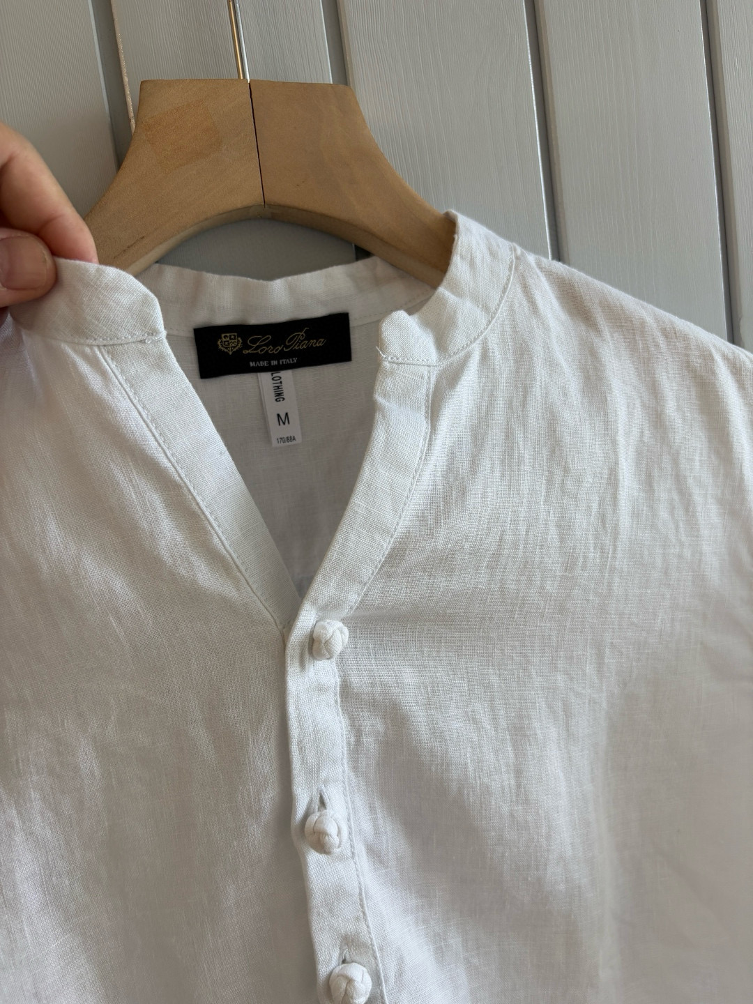 lP🆕20%亚麻男士短袖，男装界的天花板，这款翻领麻料衫短袖精准到每一针的细腻工艺，完全区别于普通面料裁