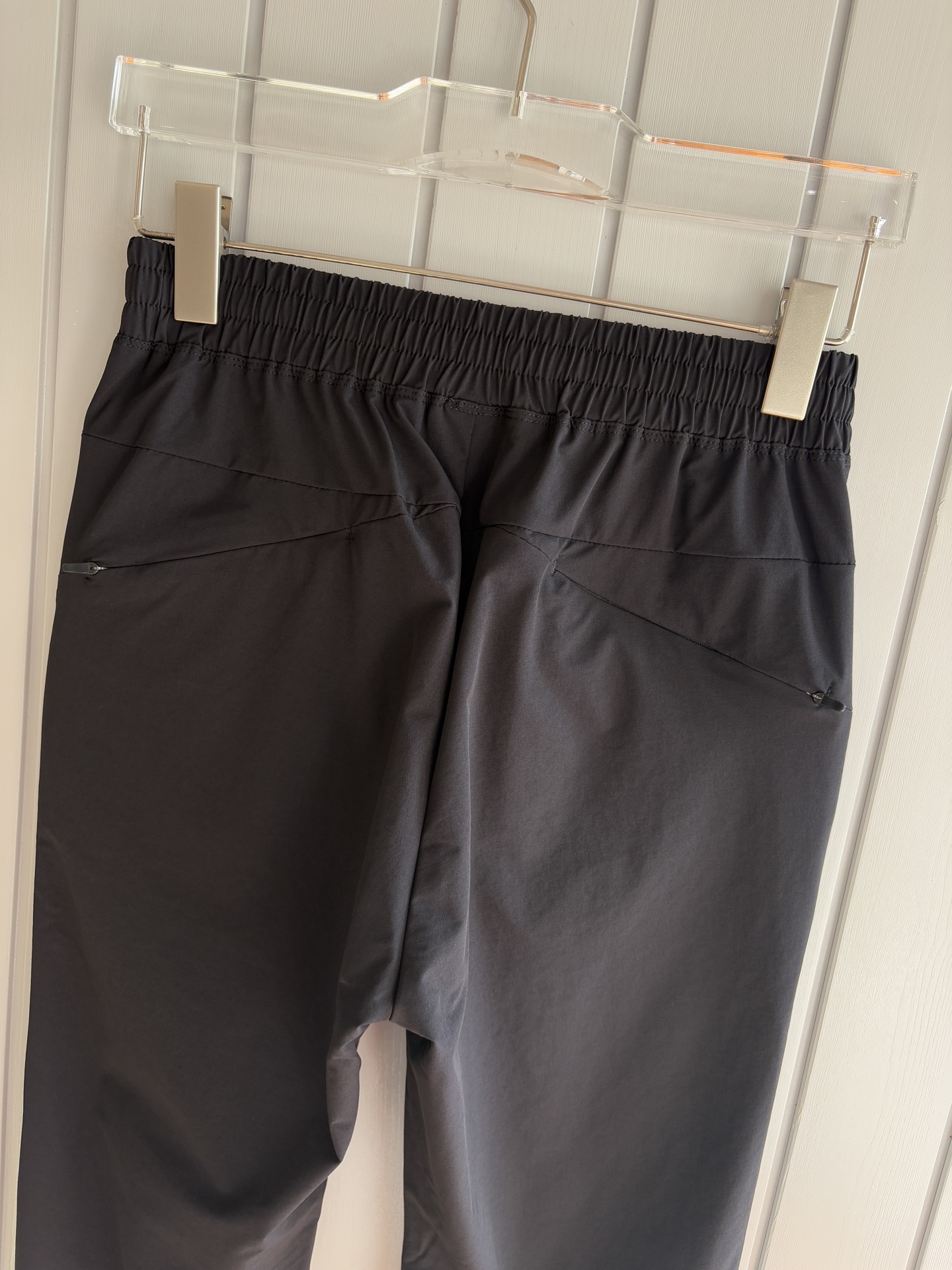 始祖鸟 官网同步 经典户外 工装裤 颜色超级正 海外同步发型 今年流行趋势 进口科技面料 M-3XL