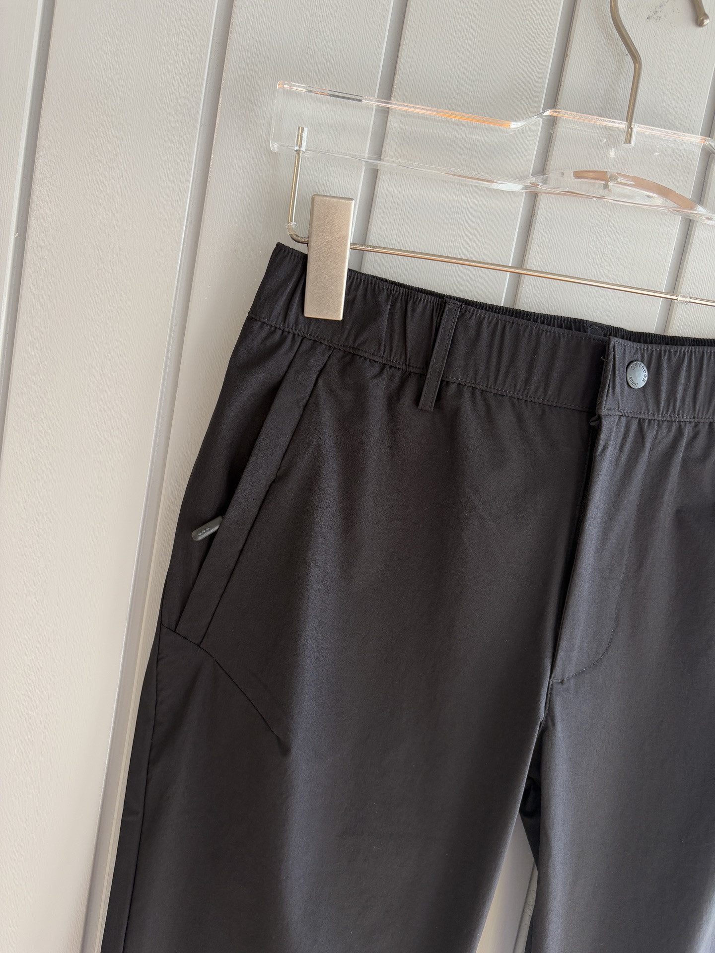 始祖鸟 官网同步 经典户外 工装裤 颜色超级正 海外同步发型 今年流行趋势 进口科技面料 M-3XL