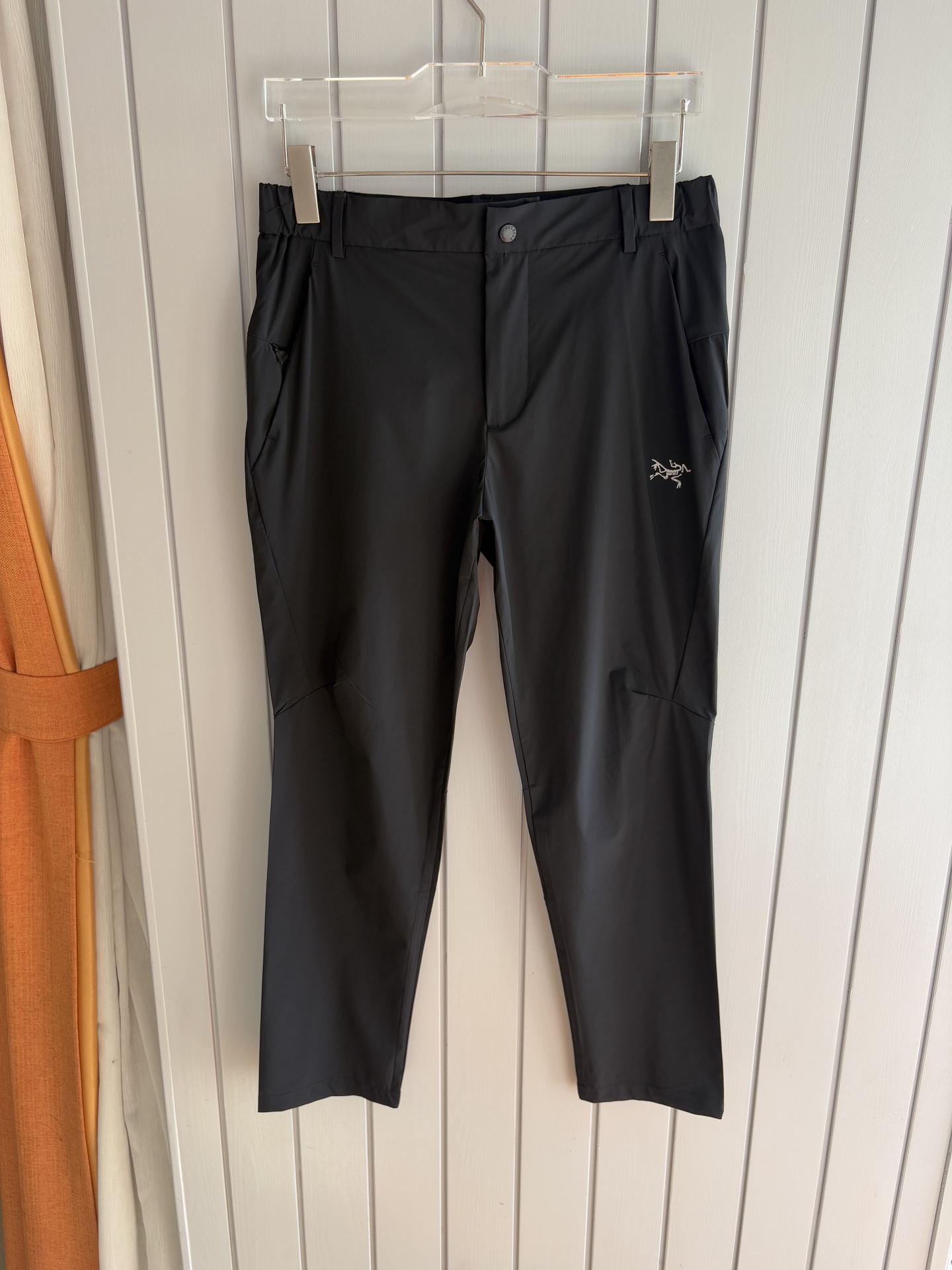 始祖鸟 官网同步 经典户外 工装裤 颜色超级正 海外同步发型 今年流行趋势 进口科技面料 M-3XL