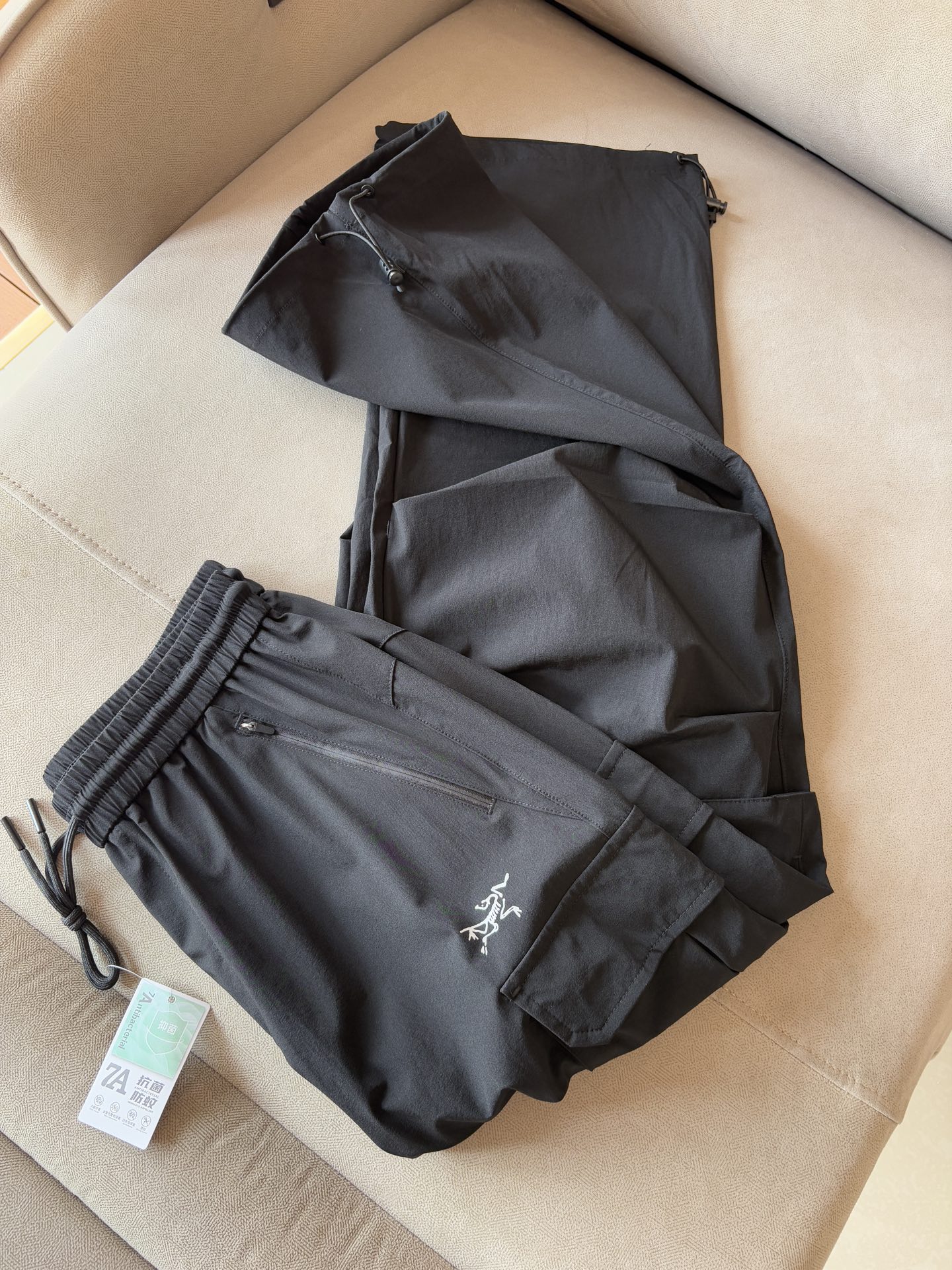 NO:470308,Archaeopteryx official website synchronization classic outdoor work pants super positive color overseas synchronous hairstyles this year's trend import technology fabric M-3XL, arc'teryx,alexander wang19860909始祖鸟 官网同步 经典户外 工装裤 颜色超级正 海外同步发型 今年流行趋势 进口科技面料 M-3XL,arc'teryx,alexander wang,Men's clothing