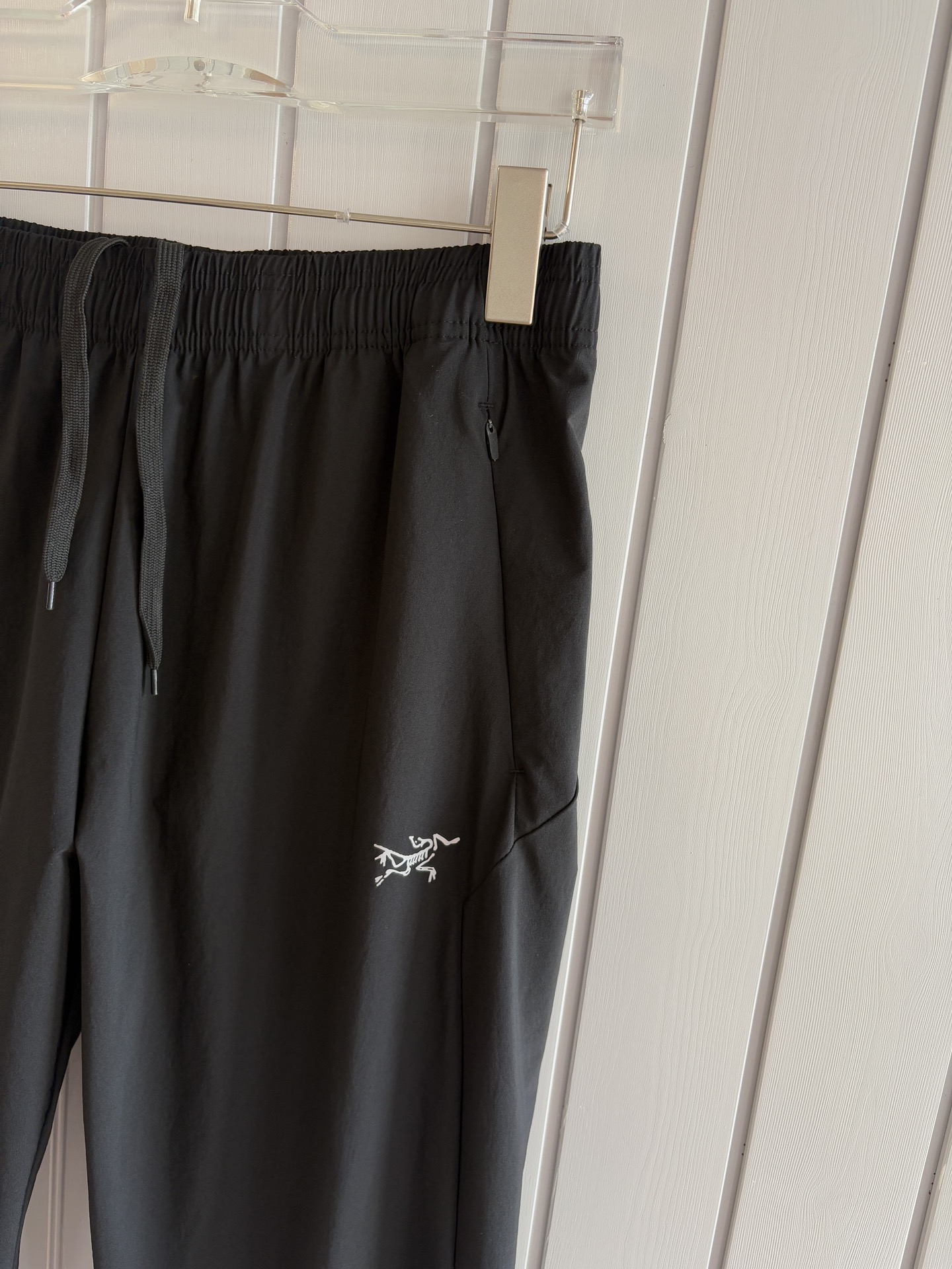 始祖鸟 官网同步 经典户外 工装裤 颜色超级正 海外同步发型 今年流行趋势 进口科技面料 M-XXXL