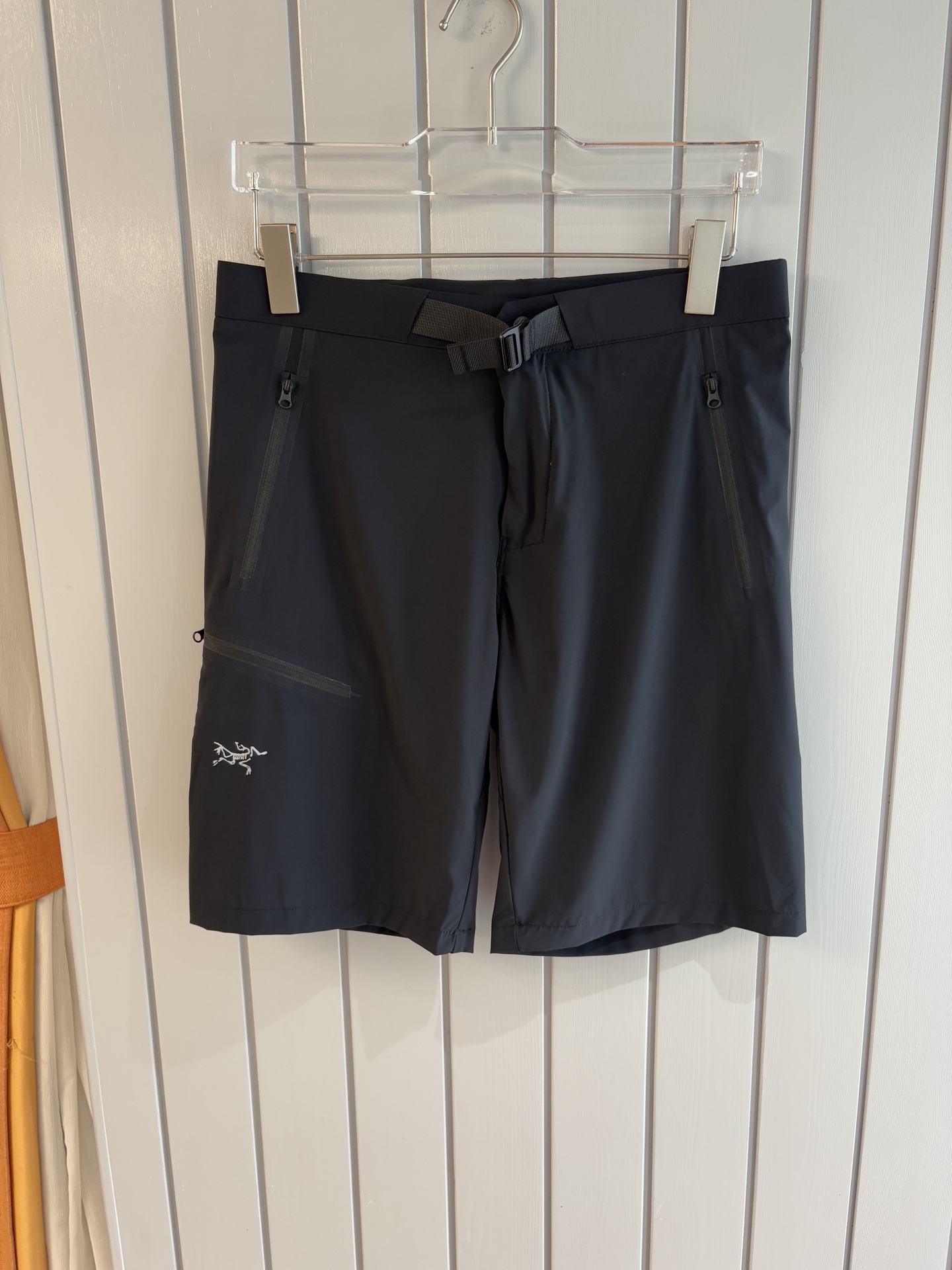 NO:463652,ARCTERYX 2025 summer new style shorts casual pants, custom-made fabric for counter, breathable and comfortable, impeccable details, brand element design concept, reflects quality. The feel is delicate and soft!  It is casually cut, with a great upper body style!  Code number M-3XL, arc'teryx, shorts, alexander wang19860909ARCTERYX 始祖鸟 2025夏季新款 短裤 休闲裤,专柜定制面料 透气舒适度高,细节无可挑剔,品牌元素设计理念,体现品质.手感细腻柔软！呈现休闲裁剪,上身版型超赞！码数M-3XL,arc'teryx,shorts,alexander wang,Men's clothing