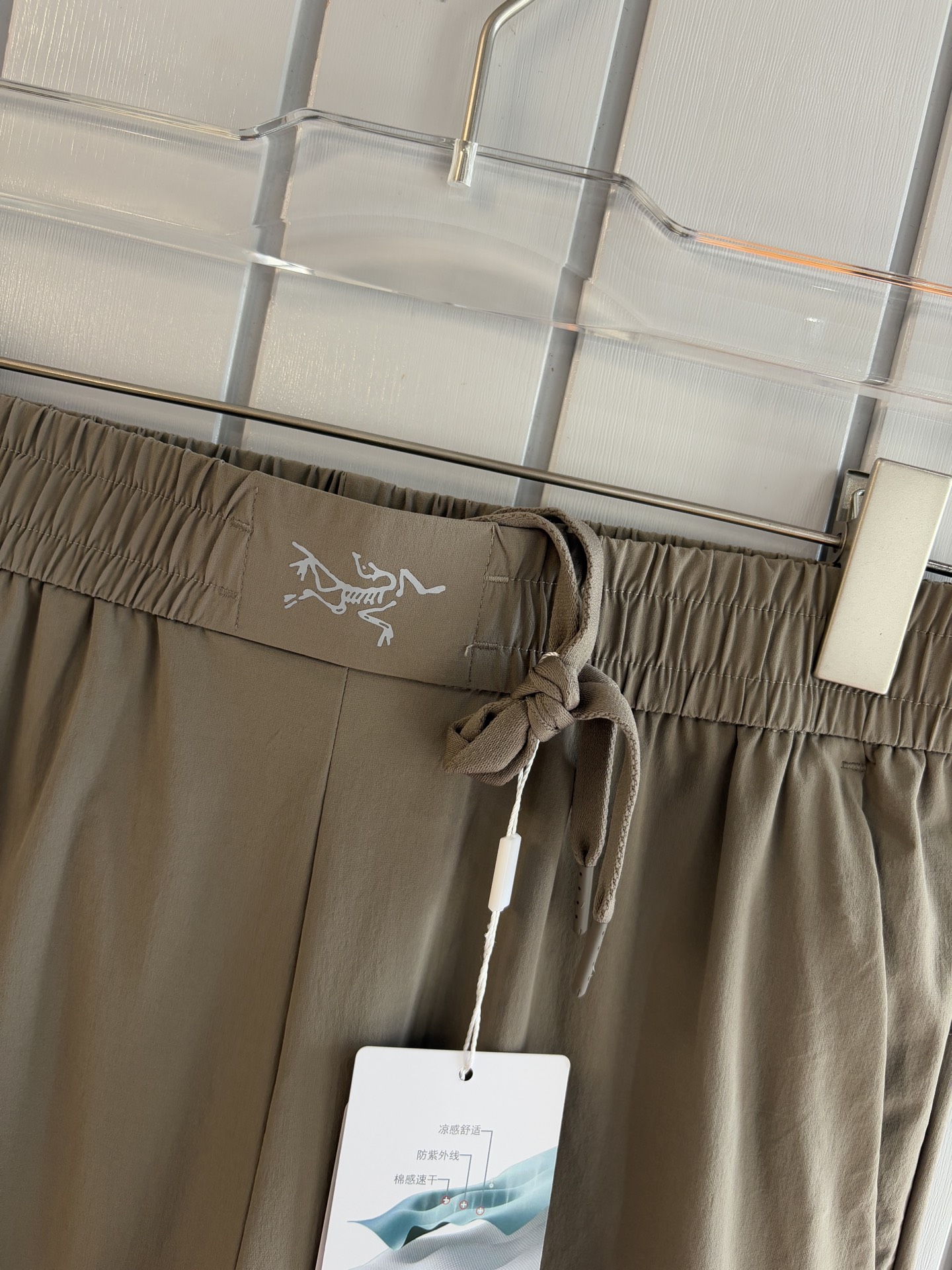 ARC'TERYX始祖鸟 爆款休闲裤 高弹显瘦百搭休闲裤 采用客供高密度登山布四面弹面料！耐磨防泼水的功