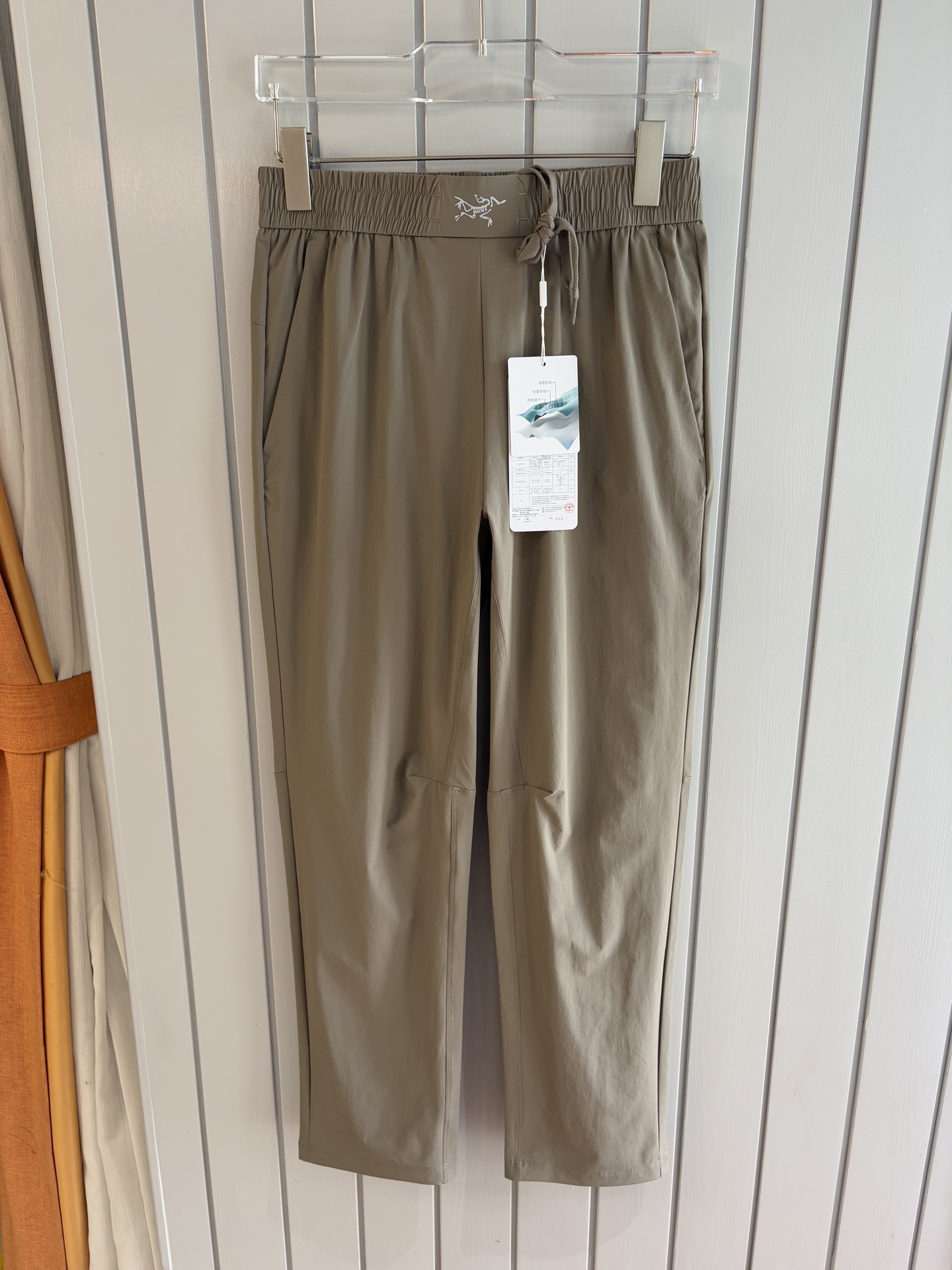 ARC'TERYX始祖鸟 爆款休闲裤 高弹显瘦百搭休闲裤 采用客供高密度登山布四面弹面料！耐磨防泼水的功