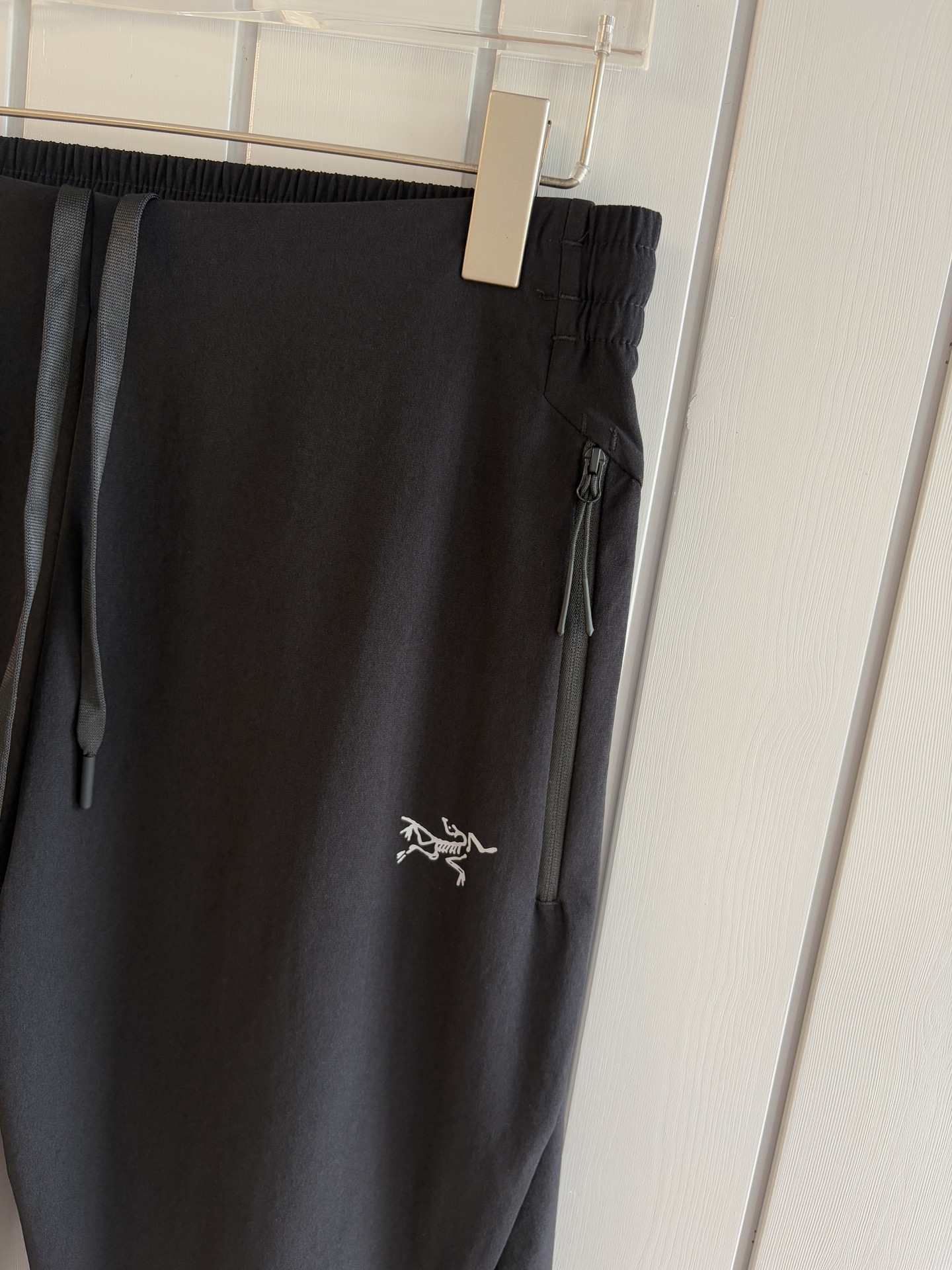 ARC'TERYX始祖鸟 爆款休闲裤 高弹显瘦百搭休闲裤 采用客供高密度登山布四面弹面料！耐磨防泼水的功