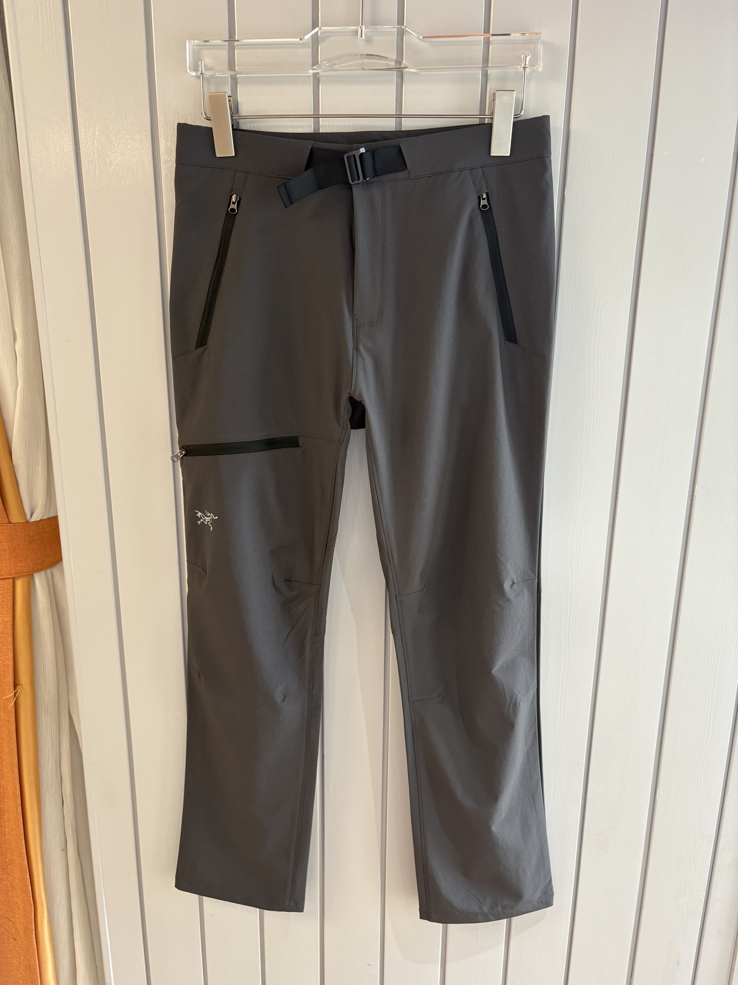NO:492786,The 2025 official website synchronization classic outdoor work pants super positive color overseas synchronous hairstyles this year's trends Imported technological fabrics M-3XL, alexander wang19860909始祖2025官网同步 经典户外 工装裤 颜色超级正 海外同步发型 今年流行趋势 进口科技面料 M-3XL,,alexander wang,Men's clothing