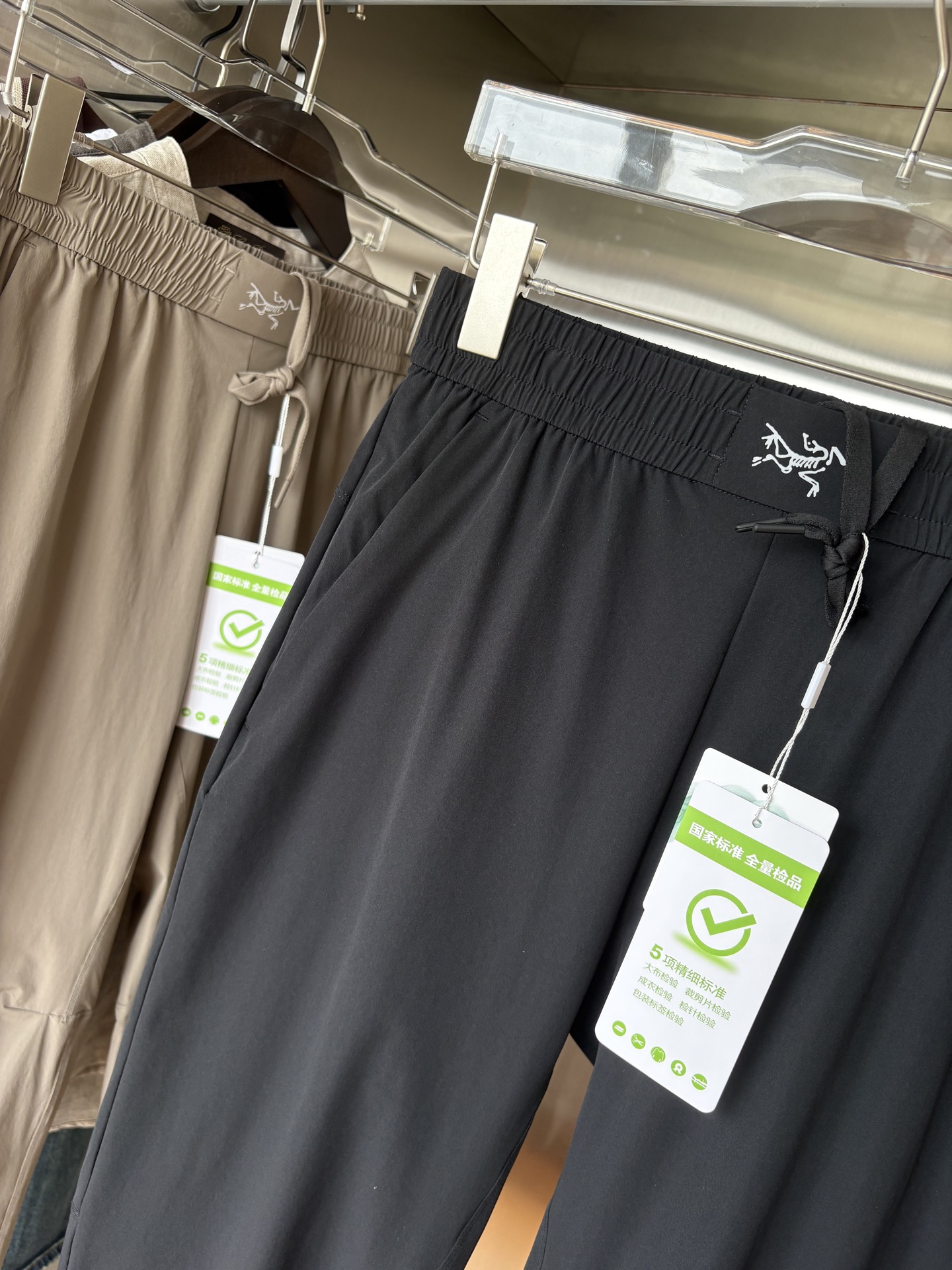 始祖2025官网同步 经典户外 工装裤 颜色超级正 海外同步发型 今年流行趋势 进口科技面料 M-3XL