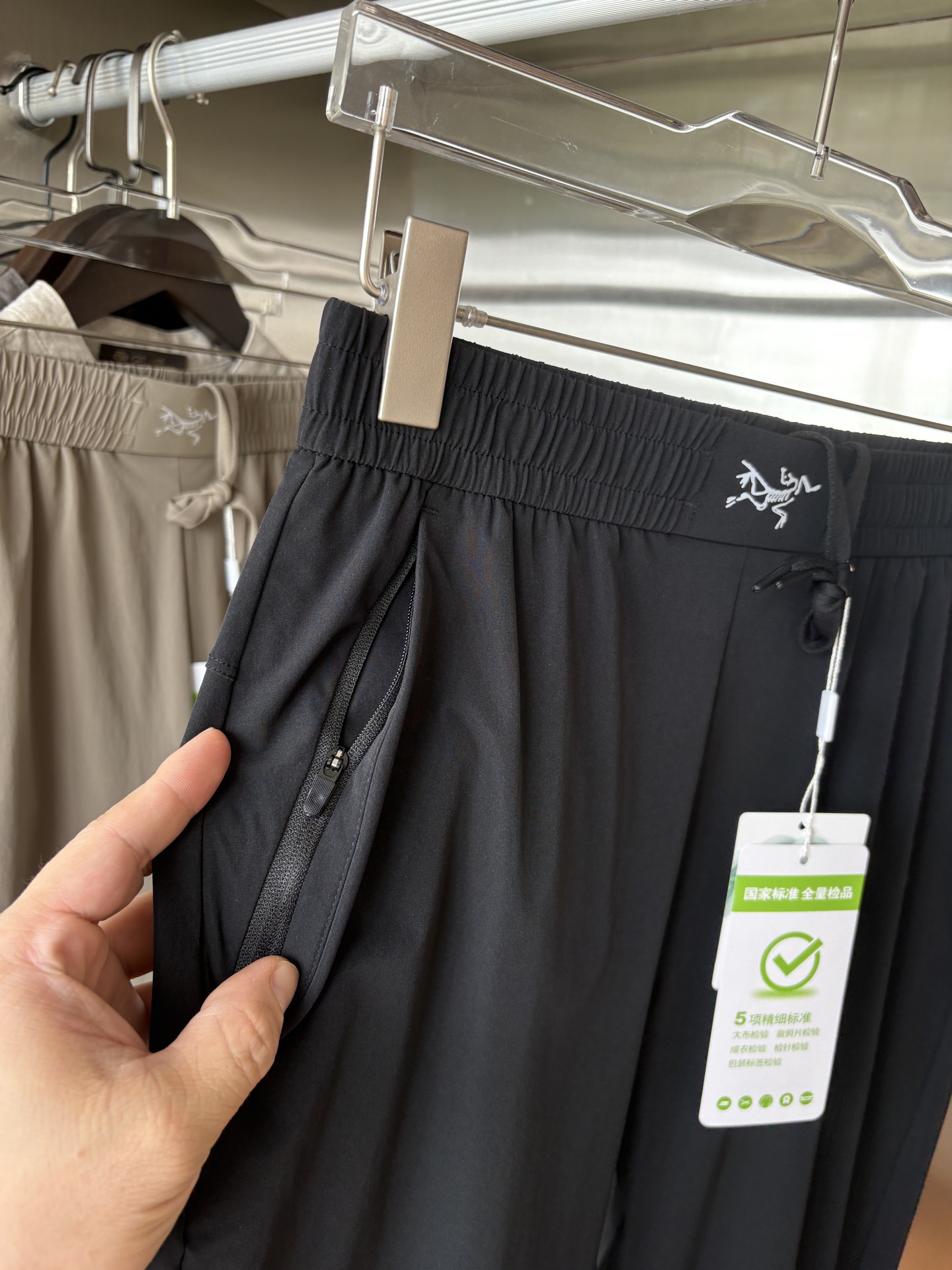 始祖2025官网同步 经典户外 工装裤 颜色超级正 海外同步发型 今年流行趋势 进口科技面料 M-3XL