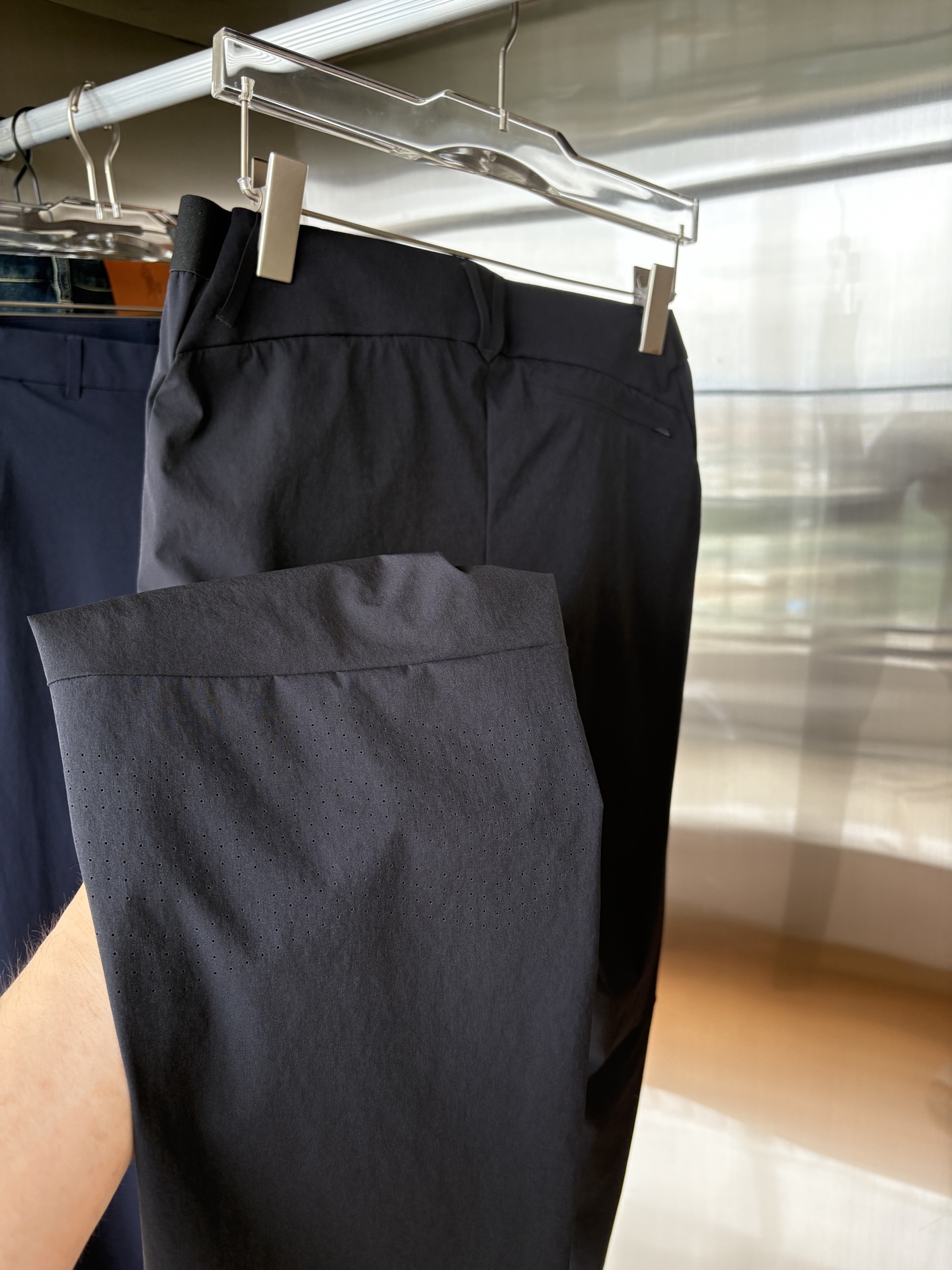  始祖鸟 官网同步 经典户外 工装裤 颜色超级正  海外同步发型 今年流行趋势 进口科技面料 M-3XL