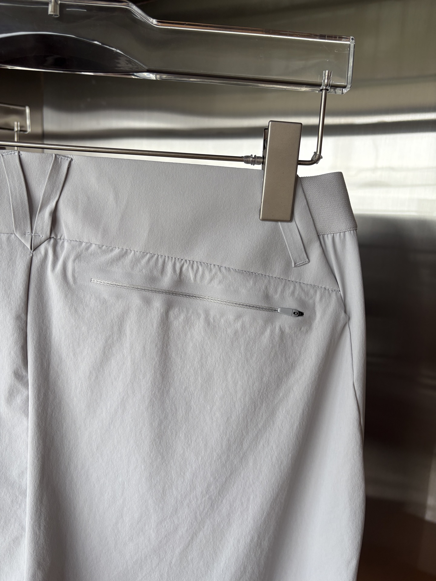  始祖鸟 官网同步 经典户外 工装裤 颜色超级正  海外同步发型 今年流行趋势 进口科技面料 M-3XL