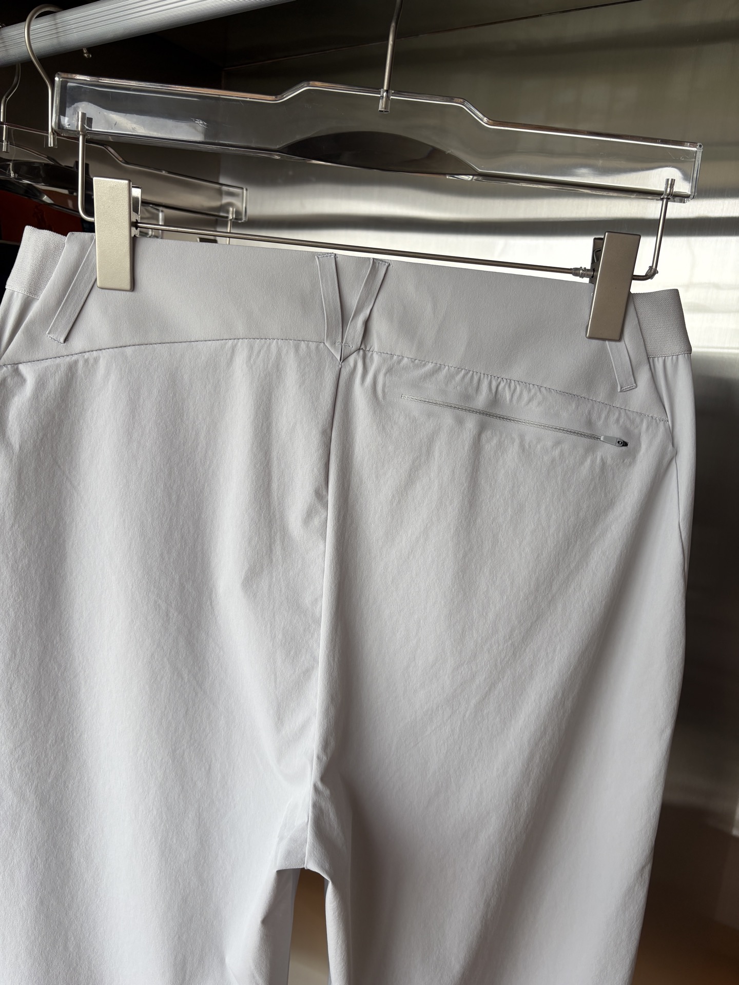  始祖鸟 官网同步 经典户外 工装裤 颜色超级正  海外同步发型 今年流行趋势 进口科技面料 M-3XL