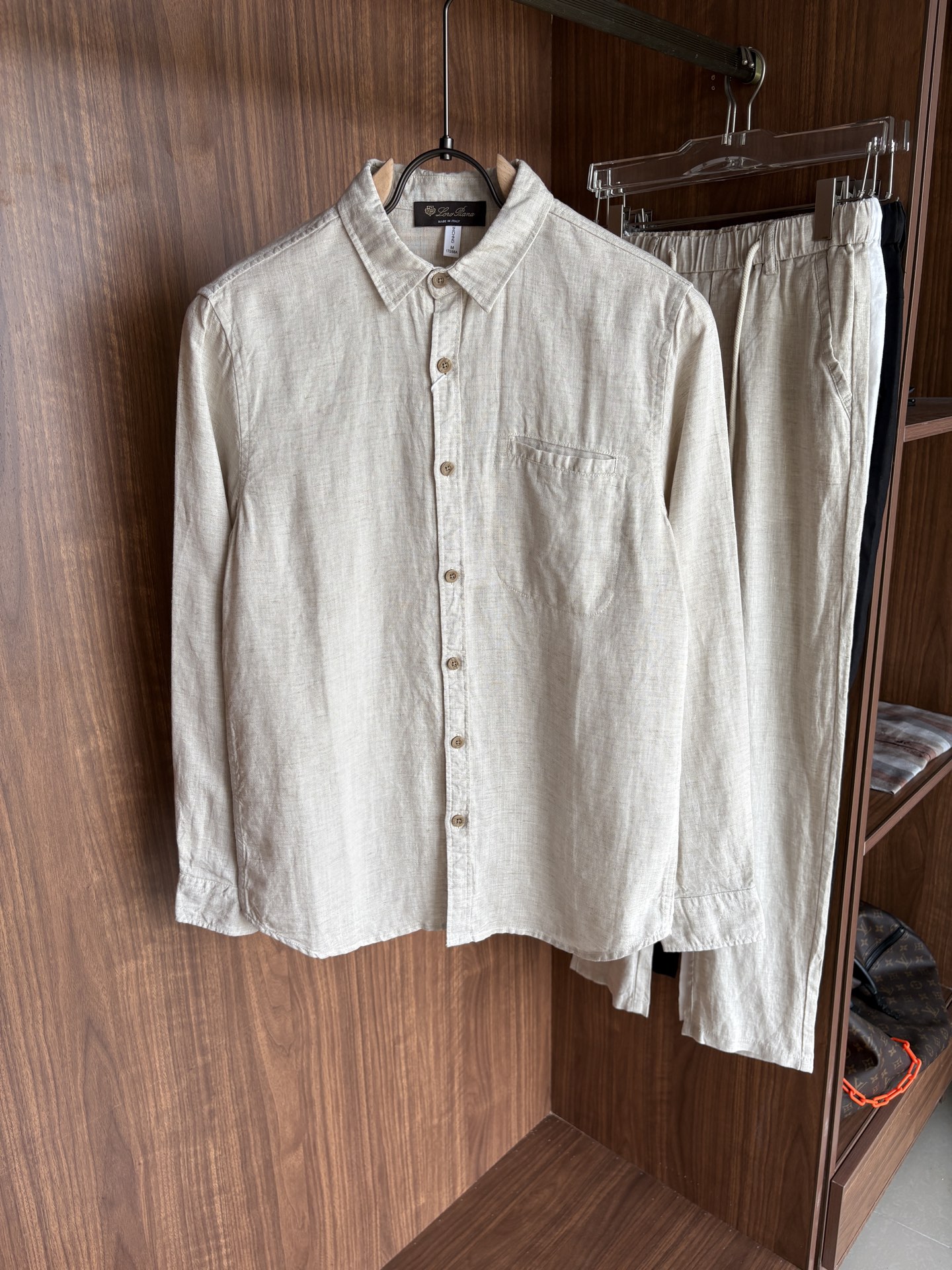 NO:473030,New L-year autumn Laiser linen casual long-sleeved shirt, comfortable and breathable fabric, fashionable and versatile color, original color, size M-3XL, loro piana, alexander wang19860909L年秋季新款莱赛尔亚麻休闲长袖衬衣,面料舒适透气&时尚百搭 颜色原麻色、 尺码M-3XL,,loro piana,alexander wang,Men's clothing