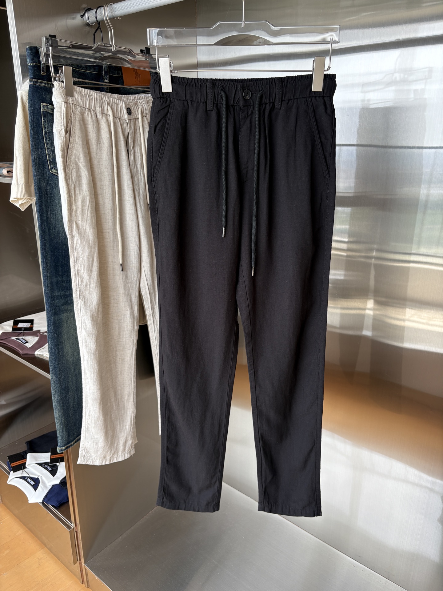 NO:473055,Lp summer new style Laiser Tennis linen simple versatile thin breathable straight casual trousers, soft, comfortable and breathable & casual versatile color white, original erotic color, black Size M-3xL, loro piana, alexander wang19860909Lp年夏季新款莱赛尔天丝亚麻简约百搭薄款透气直筒休闲长裤,面料柔软舒适透气&休闲百搭 颜色白色、原麻色、黑色 尺码M-3xL,,loro piana,alexander wang,Men's clothing