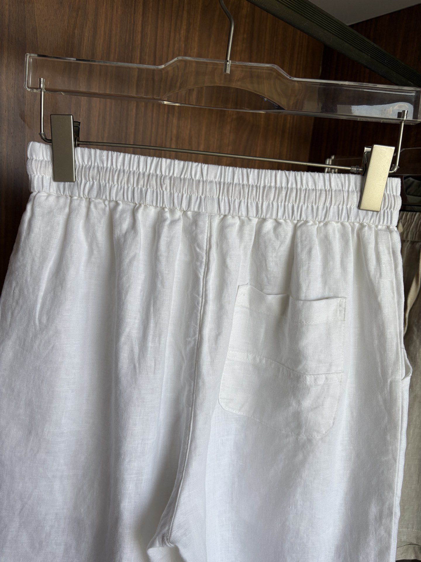 lP🆕年夏季新款100%纯亚麻简约百搭薄款透气休闲五分裤👖，面料柔软舒适透气&休闲百搭颜色：白色、黑色、