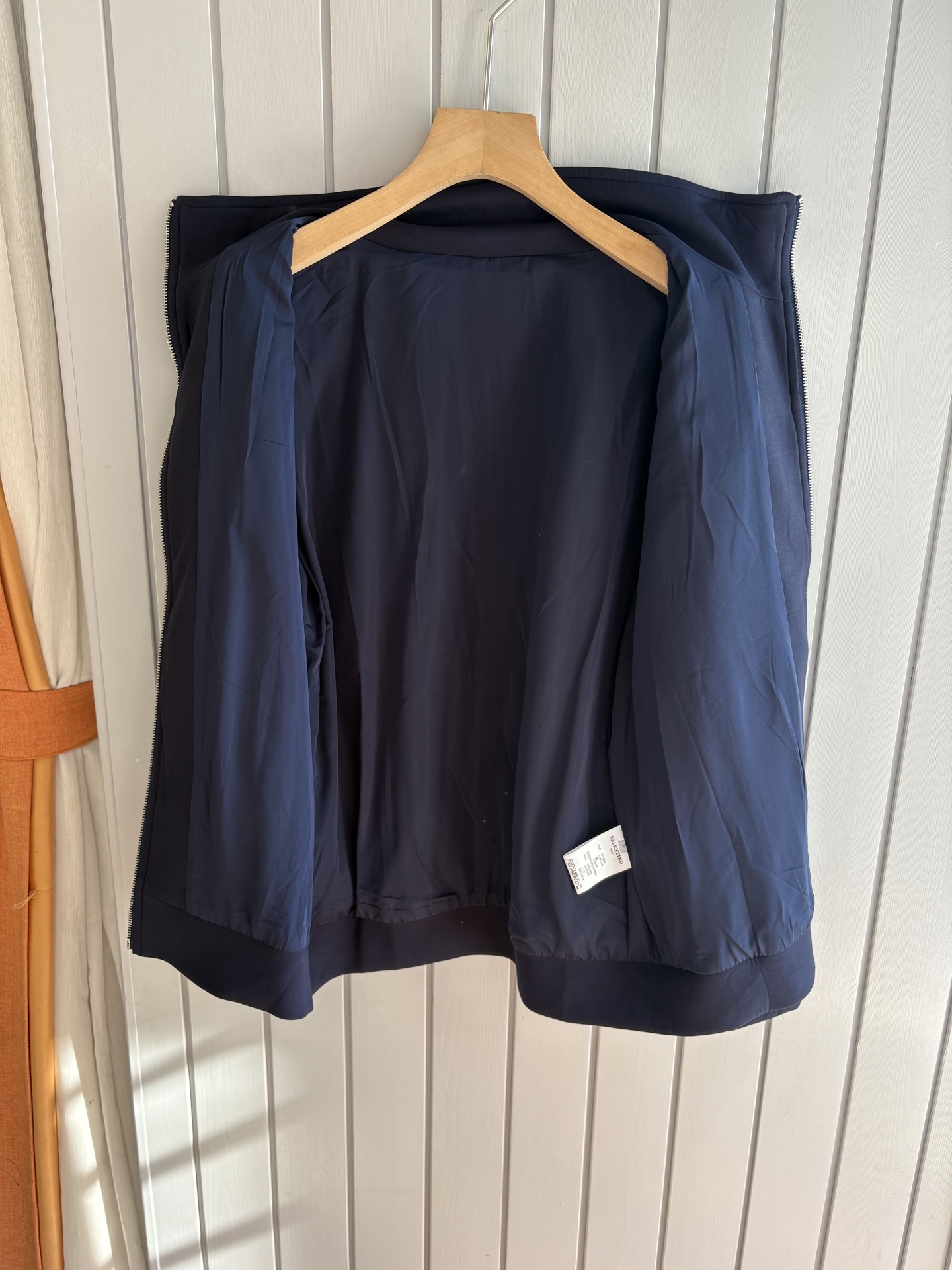 重磅推荐 男士套装 简约百搭款，不挑人穿，腰部松紧抽绳设计 出口订单标准，所有细节处理都非常到位；采用特