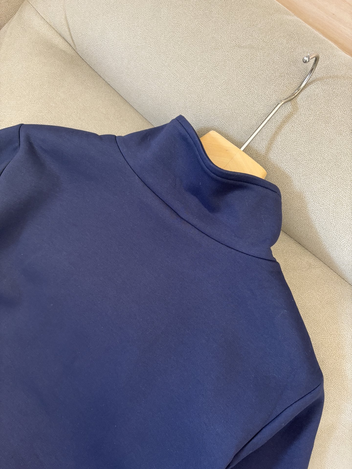 重磅推荐 男士套装 简约百搭款，不挑人穿，腰部松紧抽绳设计 出口订单标准，所有细节处理都非常到位；采用特