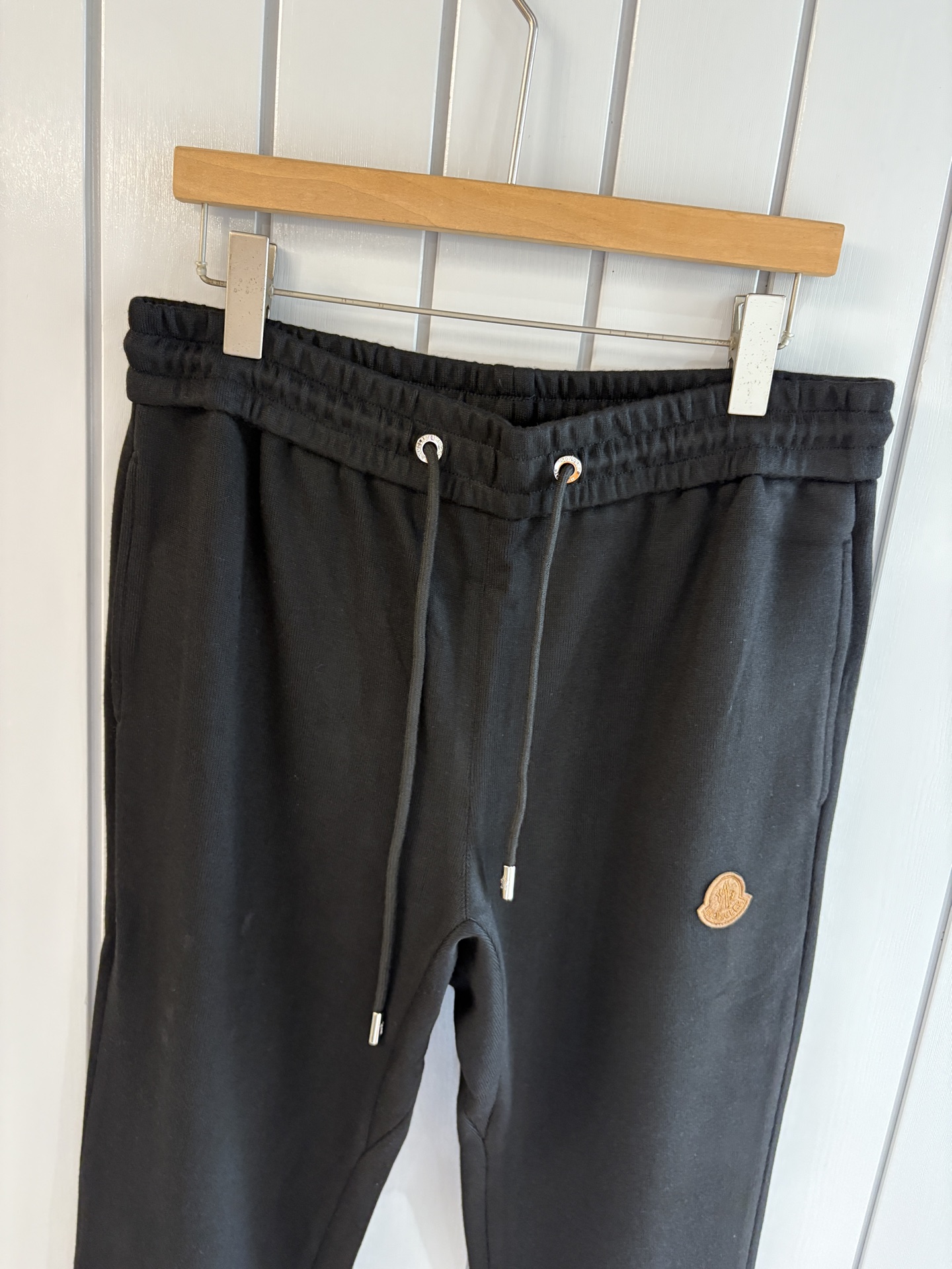 重磅推荐 男士套装 简约百搭款，不挑人穿，腰部松紧抽绳设计 出口订单标准，所有细节处理都非常到位；采用特