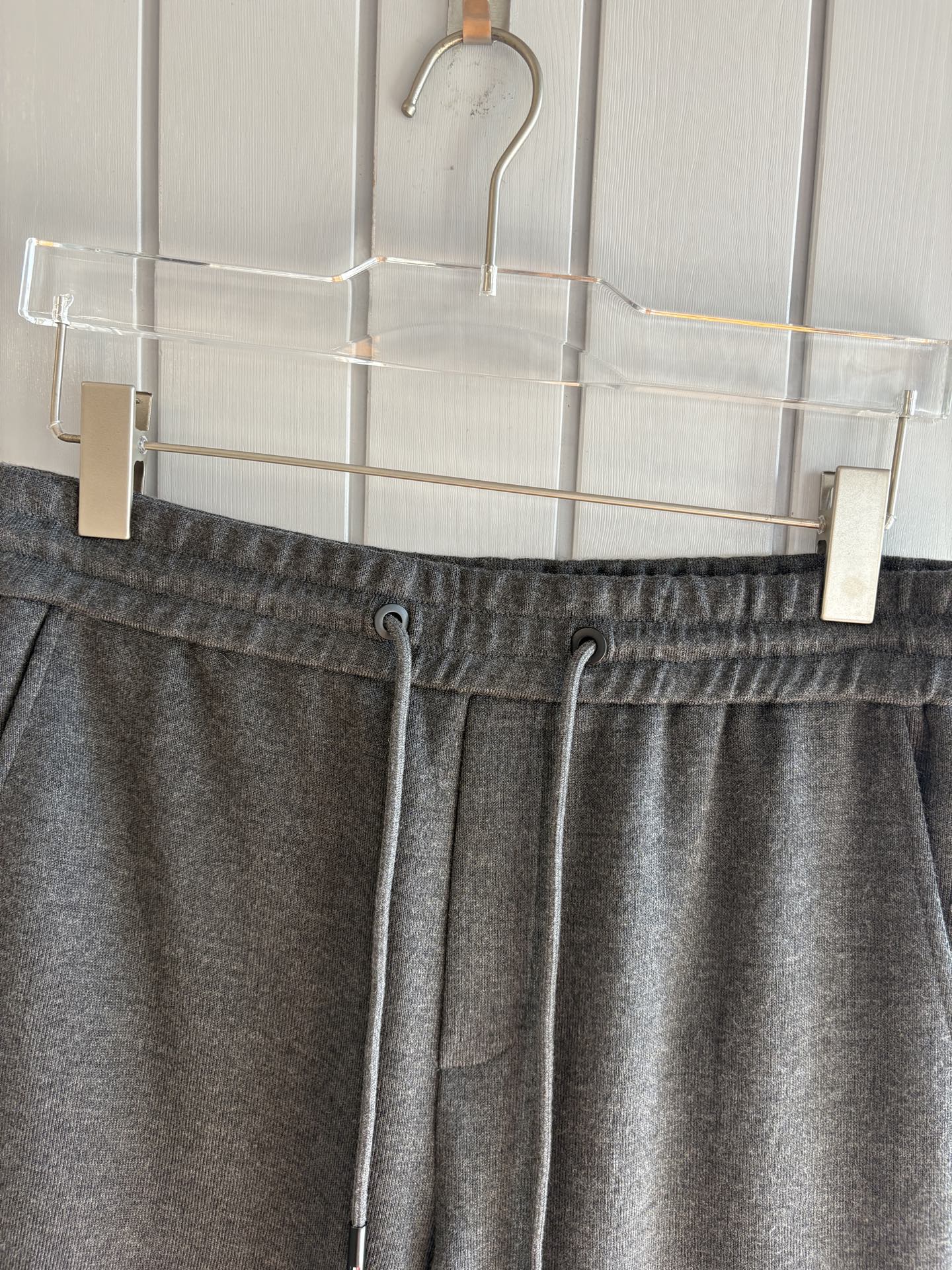 重磅推荐 男士套装 简约百搭款，不挑人穿，腰部松紧抽绳设计 出口订单标准，所有细节处理都非常到位；采用特