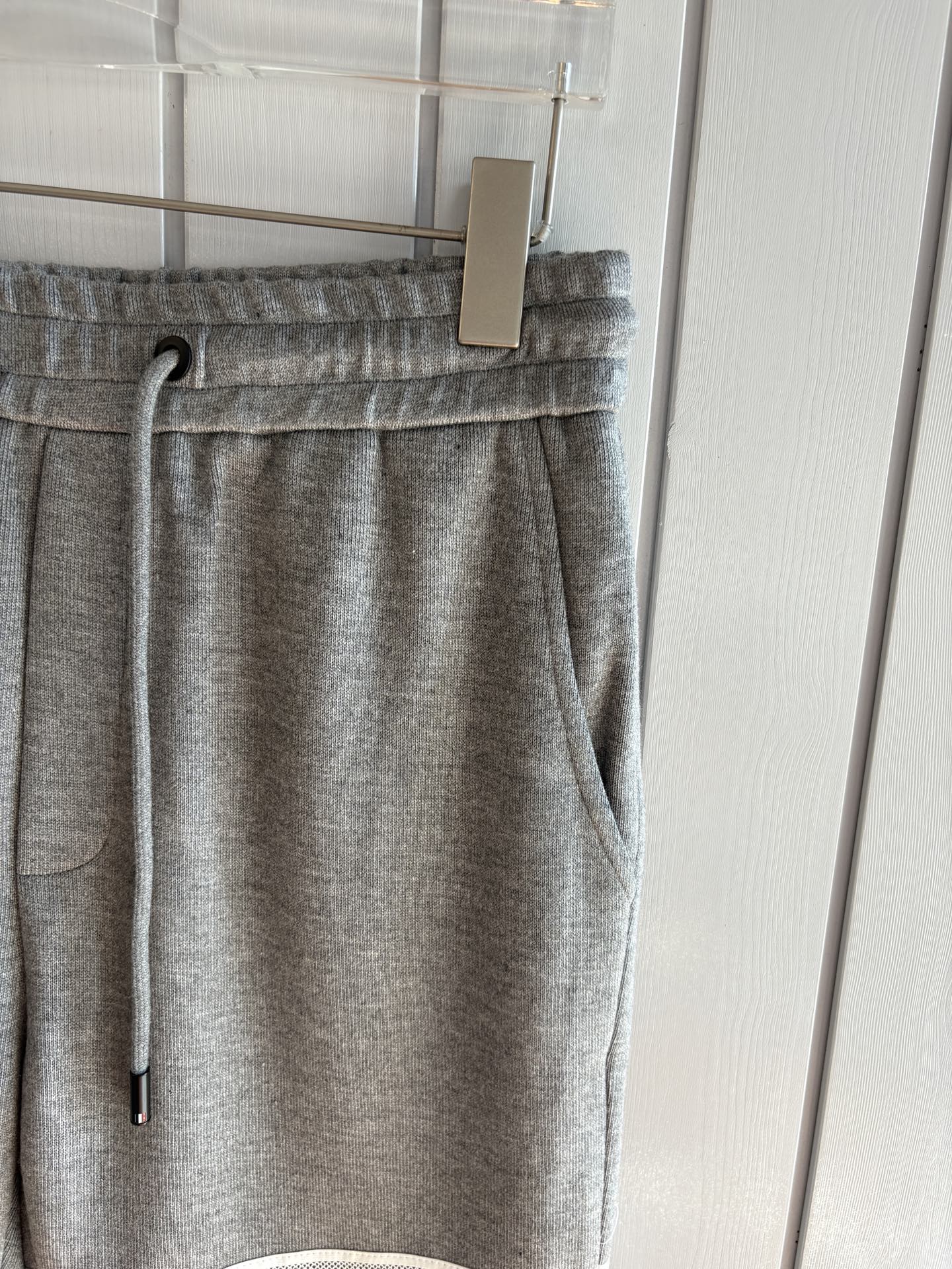 重磅推荐 男士套装 简约百搭款，不挑人穿，腰部松紧抽绳设计 出口订单标准，所有细节处理都非常到位；采用特