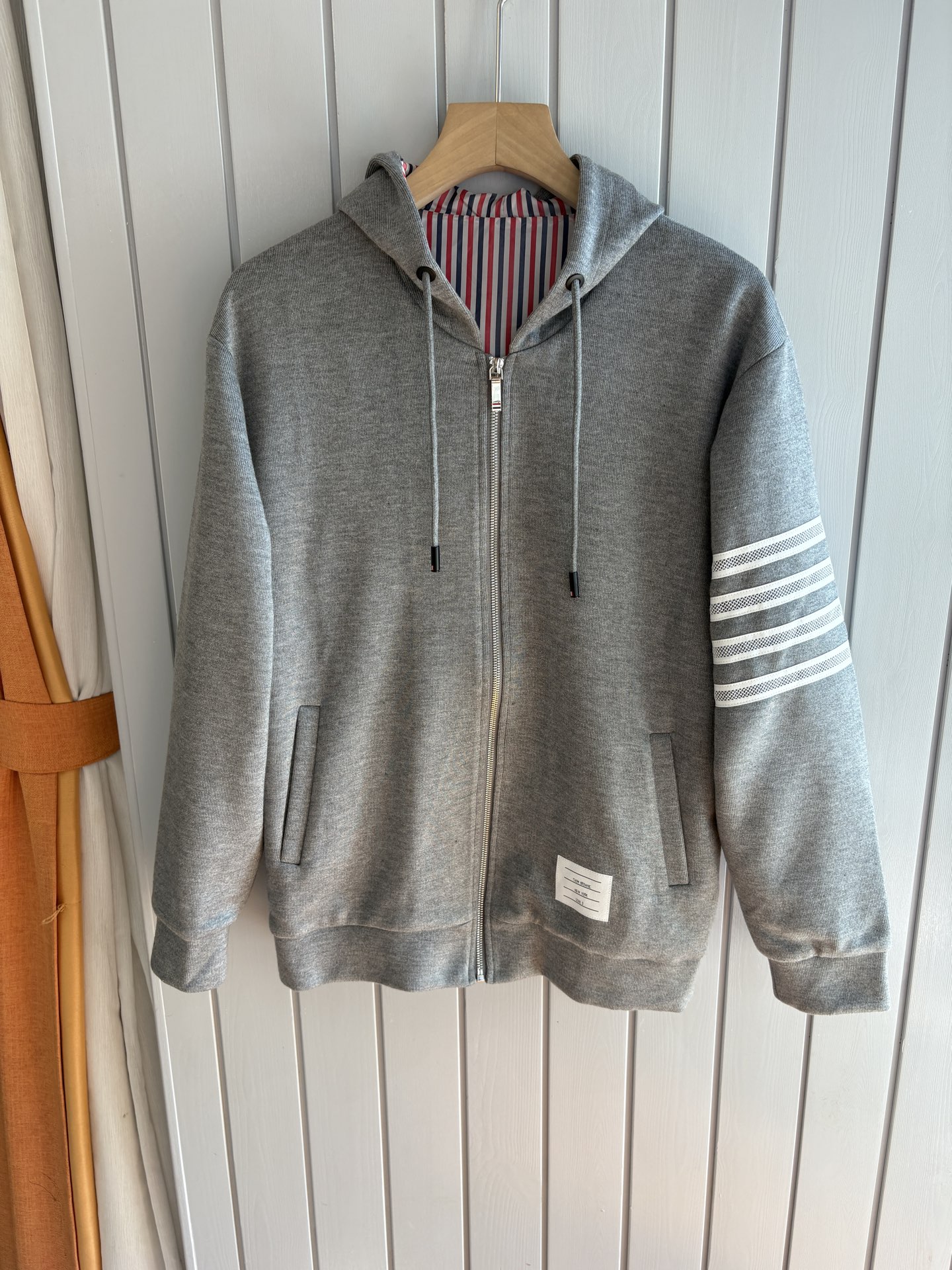 重磅推荐 男士套装 简约百搭款，不挑人穿，腰部松紧抽绳设计 出口订单标准，所有细节处理都非常到位；采用特