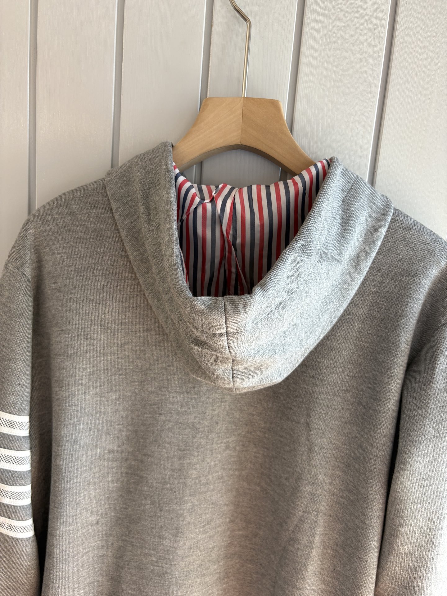 重磅推荐 男士套装 简约百搭款，不挑人穿，腰部松紧抽绳设计 出口订单标准，所有细节处理都非常到位；采用特