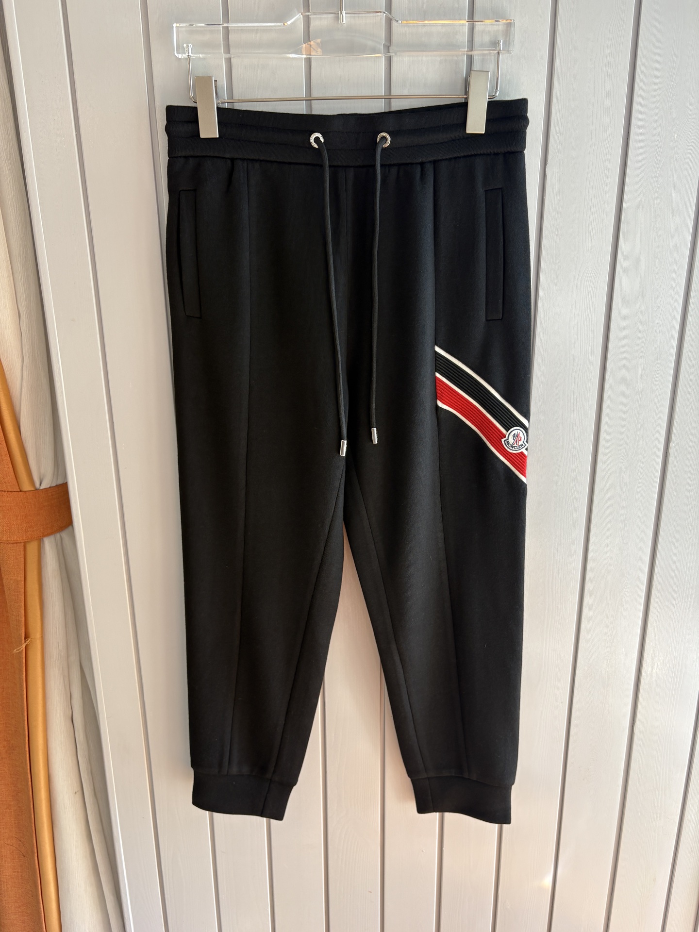 重磅推荐 男士套装 简约百搭款，不挑人穿，腰部松紧抽绳设计 出口订单标准，所有细节处理都非常到位；采用特