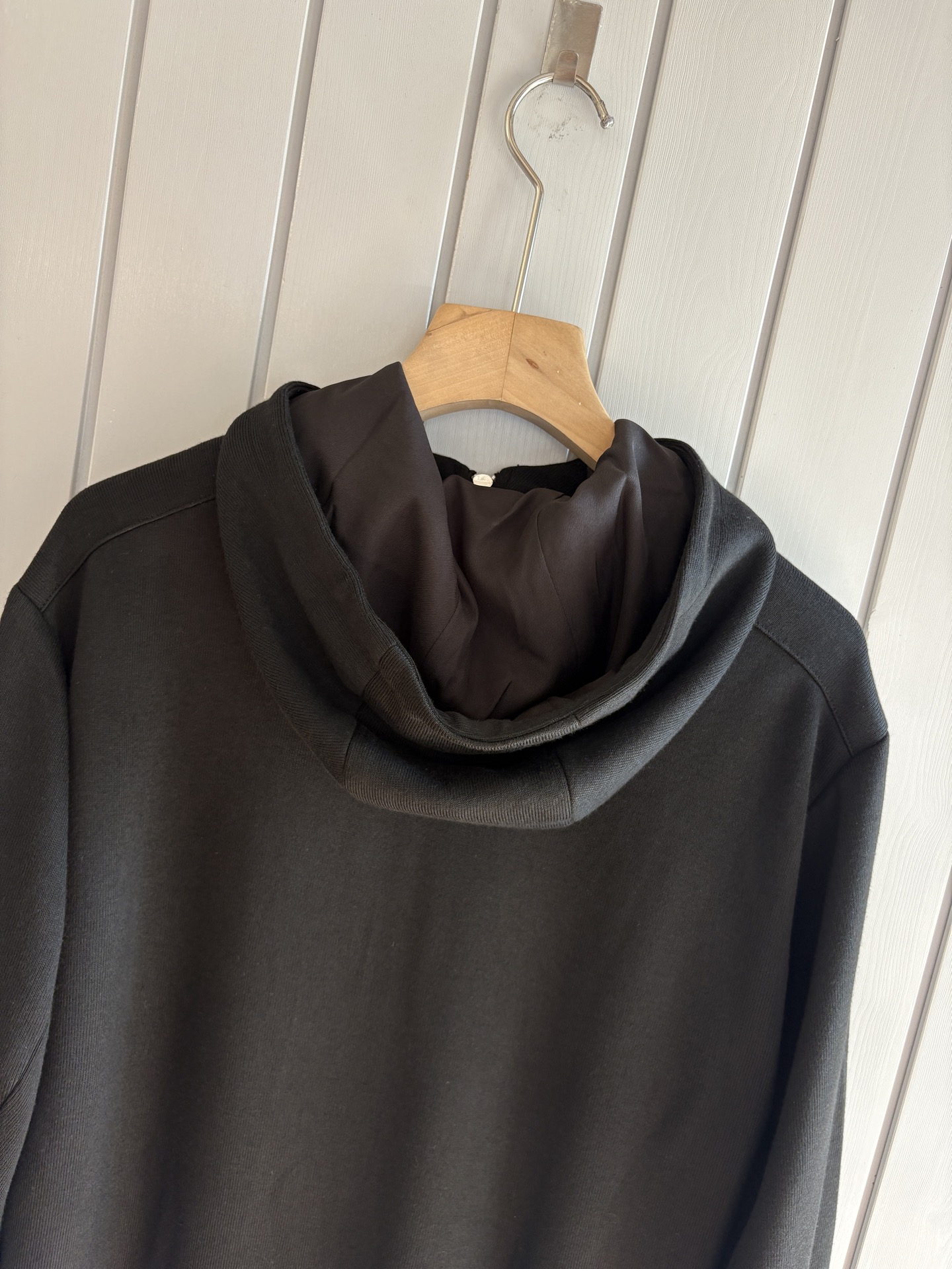 重磅推荐 男士套装 简约百搭款，不挑人穿，腰部松紧抽绳设计 出口订单标准，所有细节处理都非常到位；采用特