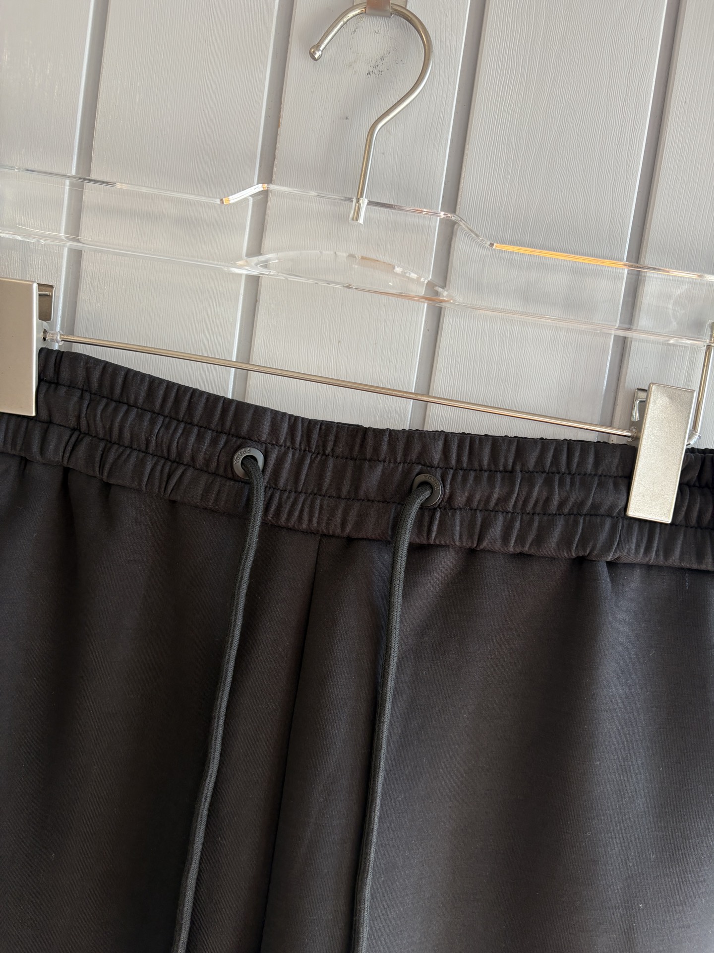 重磅推荐 男士套装 简约百搭款，不挑人穿，腰部松紧抽绳设计 出口订单标准，所有细节处理都非常到位；采用特