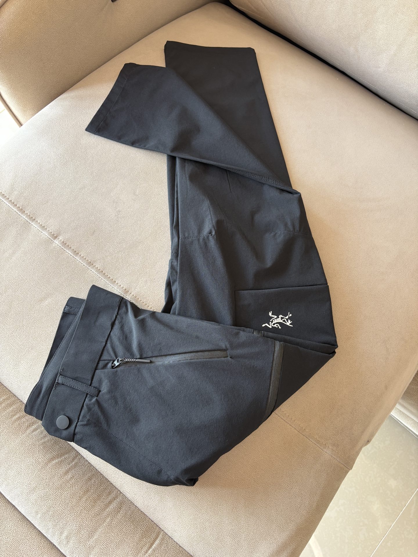 NO:481582,Archaeopteryx official website synchronization classic outdoor work pants super positive color overseas synchronous hairstyles this year's trend import technology fabric M-3XL, arc'teryx,alexander wang19860909始祖鸟 官网同步 经典户外 工装裤 颜色超级正 海外同步发型 今年流行趋势 进口科技面料 M-3XL,arc'teryx,alexander wang,Men's clothing