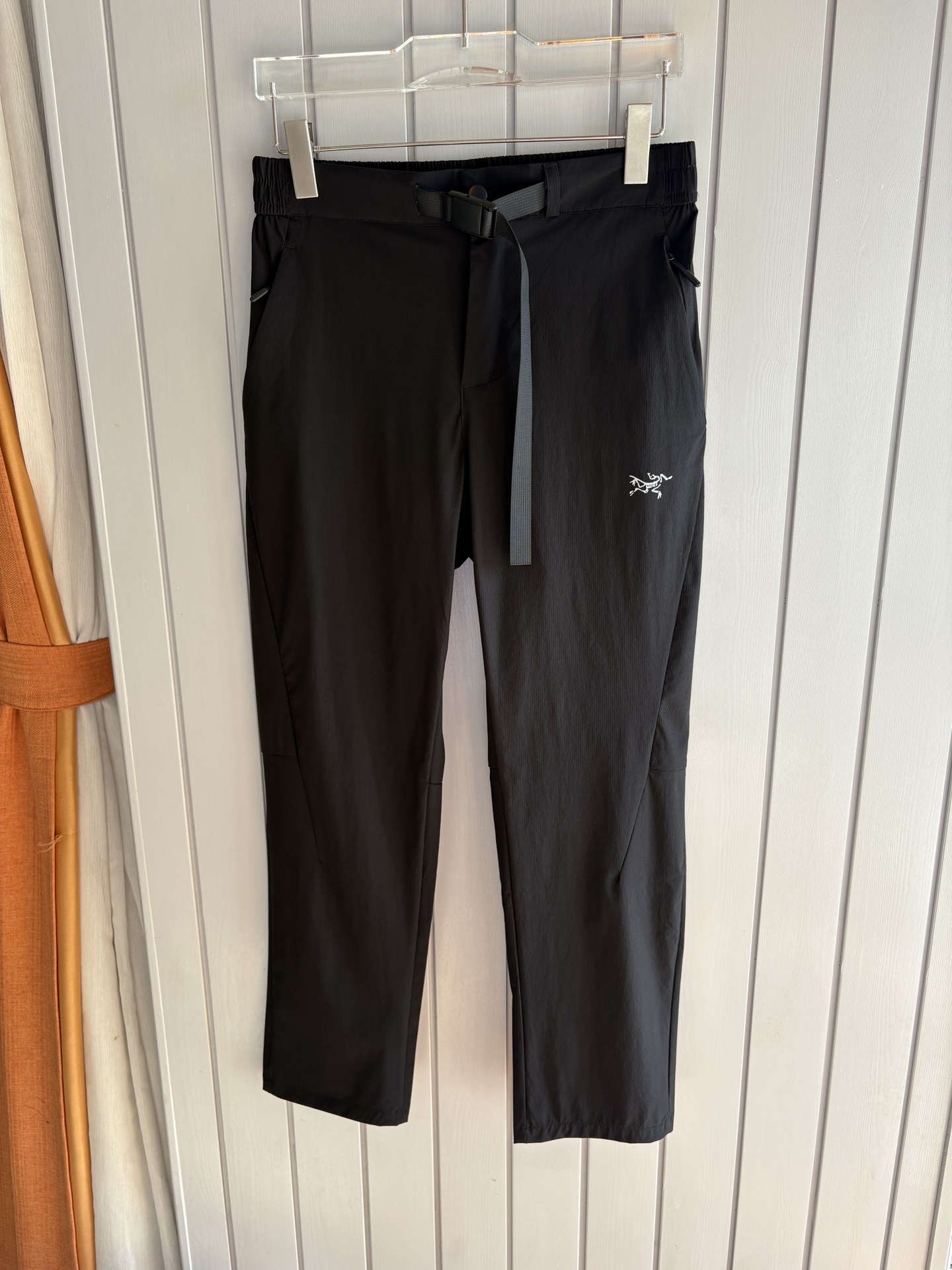 NO:478380,The 2025 official website synchronization classic outdoor work pants super positive color overseas synchronous hairstyles this year's trends Imported technological fabrics L-3XL, alexander wang19860909始祖2025官网同步 经典户外 工装裤 颜色超级正 海外同步发型 今年流行趋势 进口科技面料 L-3XL,,alexander wang,Men's clothing