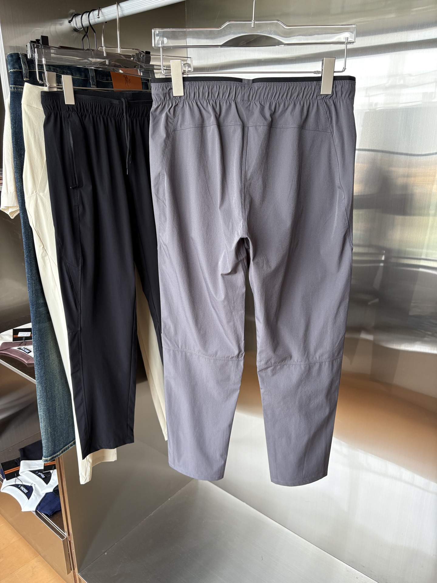  始祖鸟 官网同步 经典户外 工装裤 颜色超级正  海外同步发型 今年流行趋势 进口科技面料 L-3XL