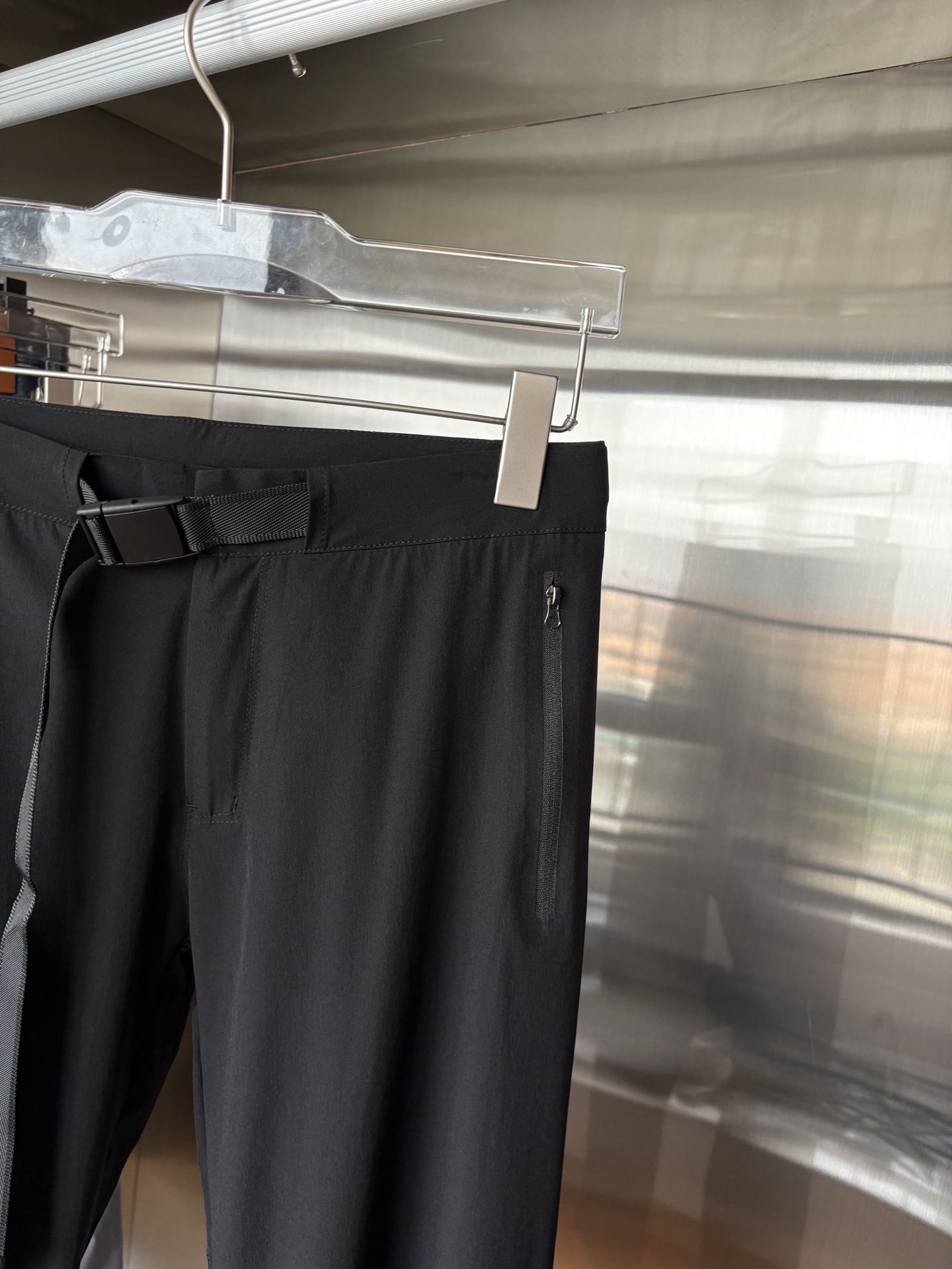  始祖鸟 官网同步 经典户外 工装裤 颜色超级正  海外同步发型 今年流行趋势 进口科技面料 M-3XL