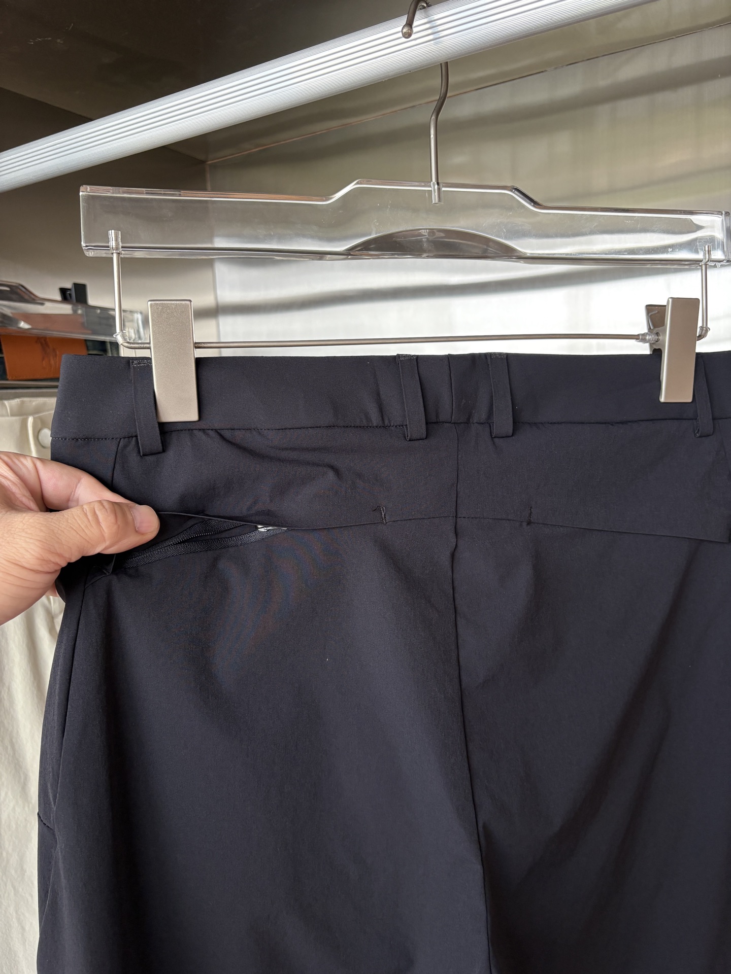  始祖鸟 官网同步 经典户外 工装裤 颜色超级正  海外同步发型 今年流行趋势 进口科技面料 M-3XL