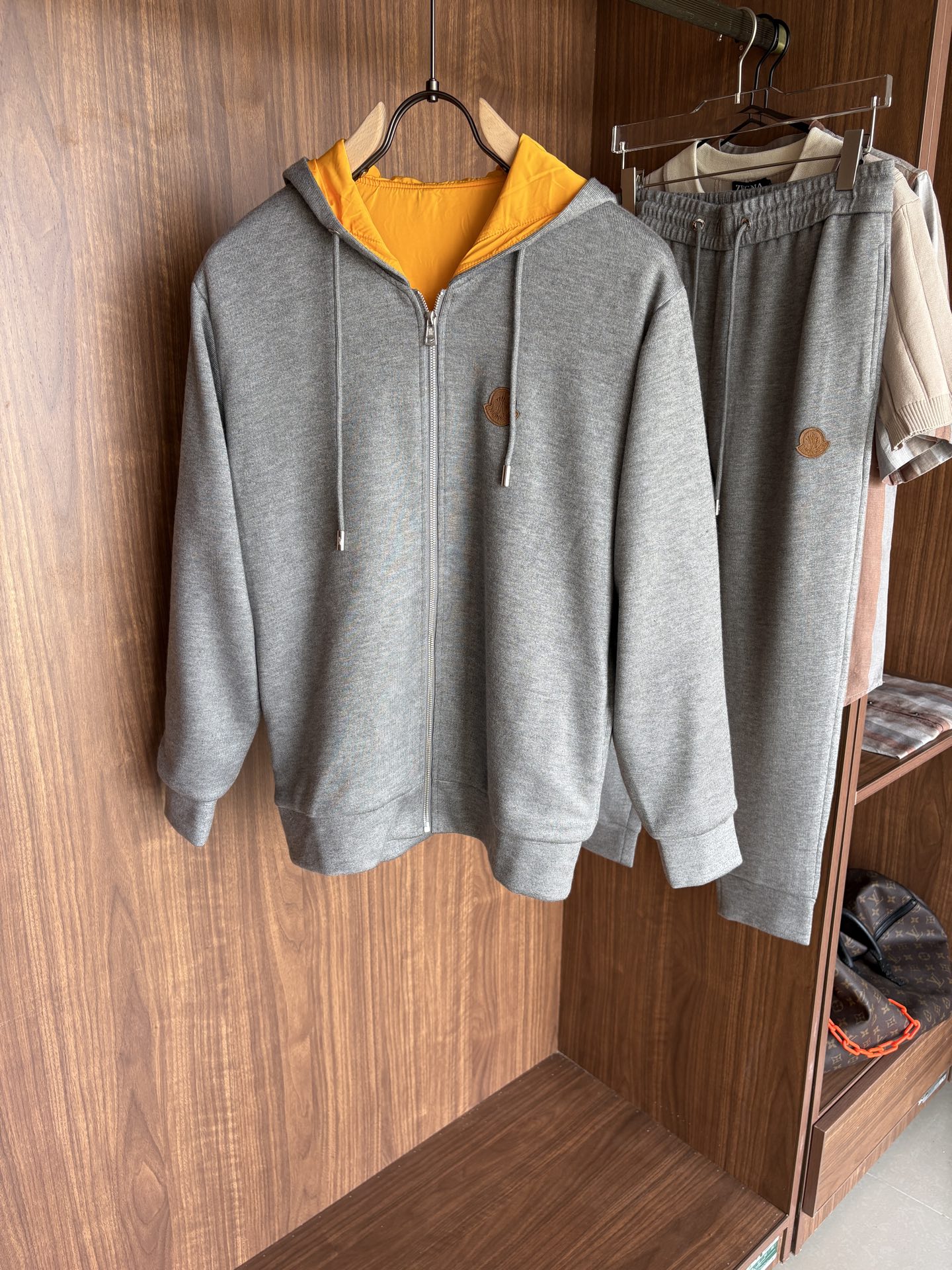 Men’s Outfits: Heavy Pound, Simple Design, Export Order Standards, 3D Strutting Process, Wool Flavor - 图片 1