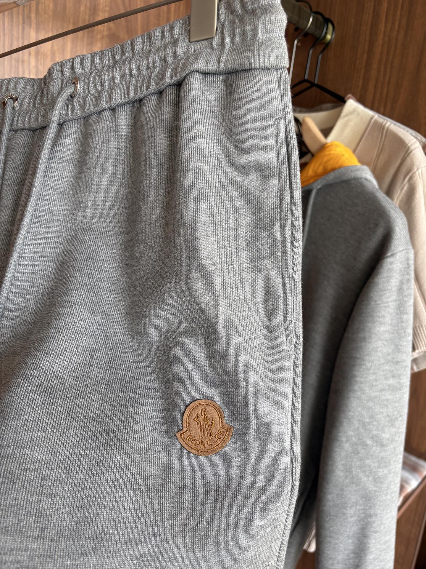 Men’s Outfits: Heavy Pounds with Simple, Loosed Waist Design and 3D Strutting Process - 图片 6