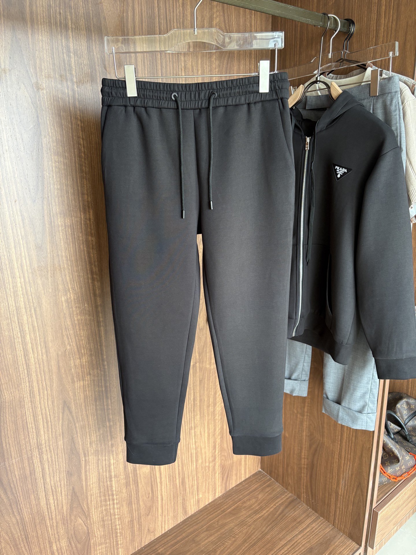 Men’s Outfits: Heavy Pounds, Simple Design, Wool Flavour, Export Order Standards - 图片 1