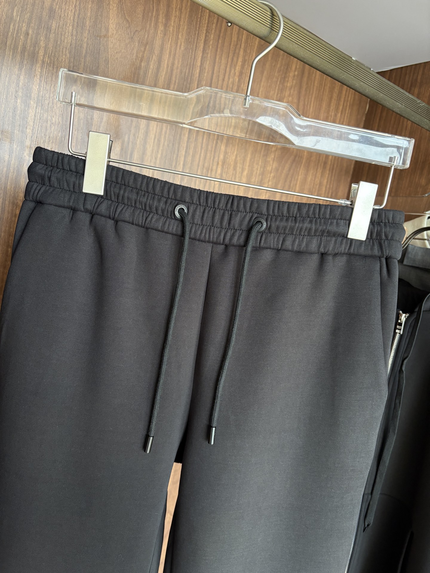 Men’s Outfits: Heavy Pounds, Simple Design, Wool Flavour, Export Order Standards - 图片 3