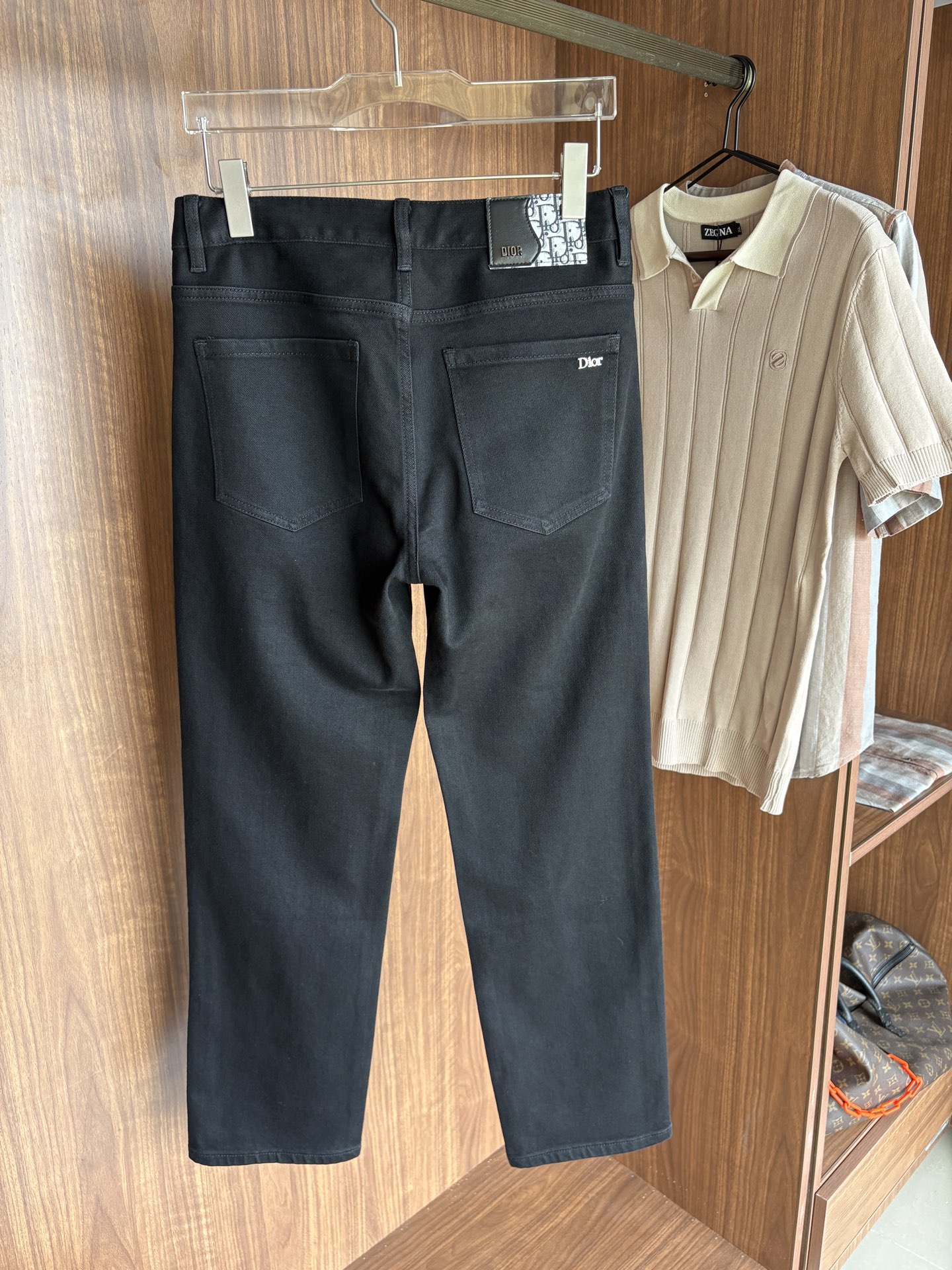 Luxurious Custom Water-Washed Jeans with Top-Level Embroidery and Original Hardware: Review and Recommendation - 图片 3