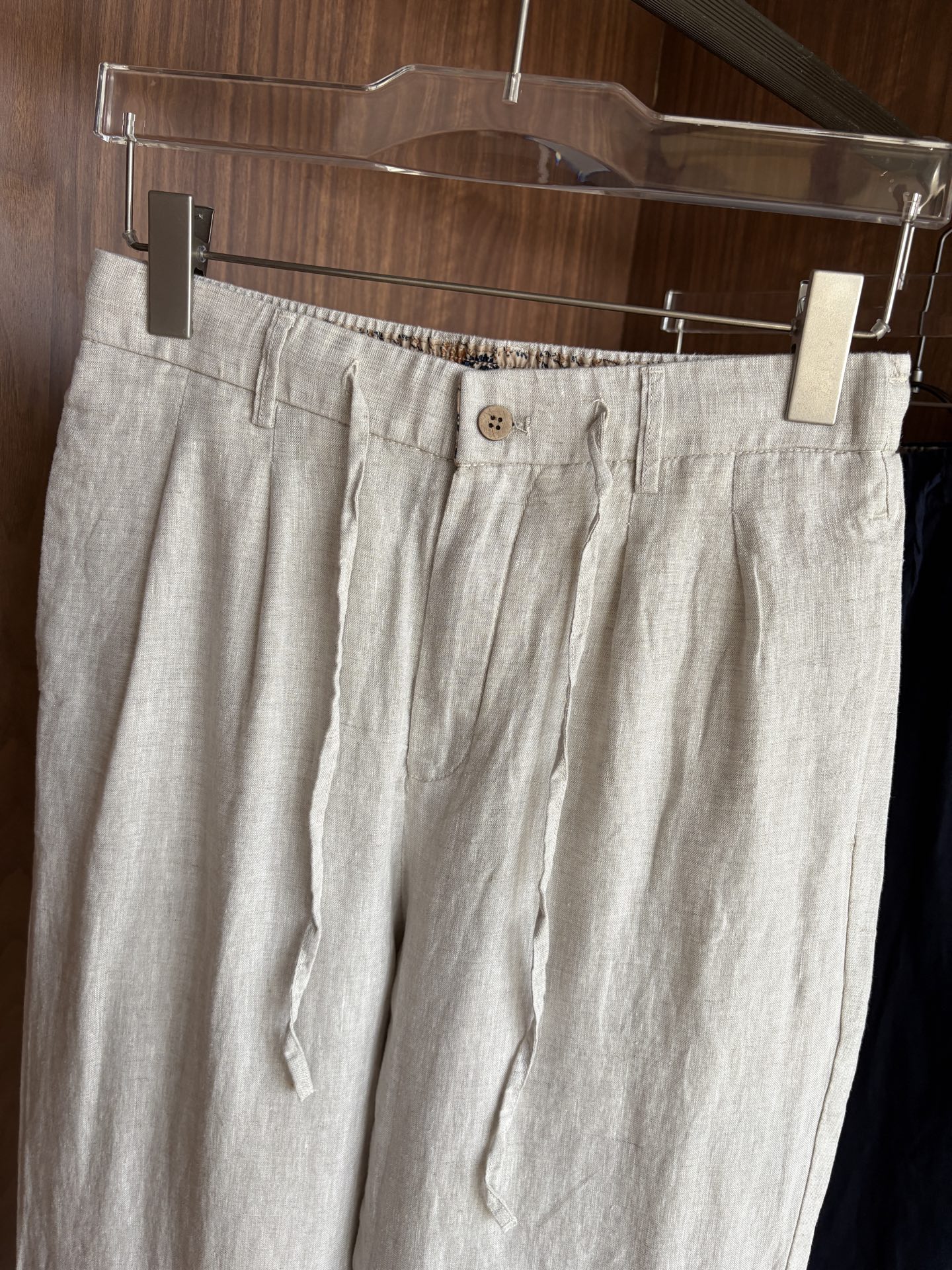 L、P春夏刺绣标识100 ％全麻时尚休闲裤 裤子无节制的创造动感兼具吸引力🧲,完美着装让时尚商务休闲轻而