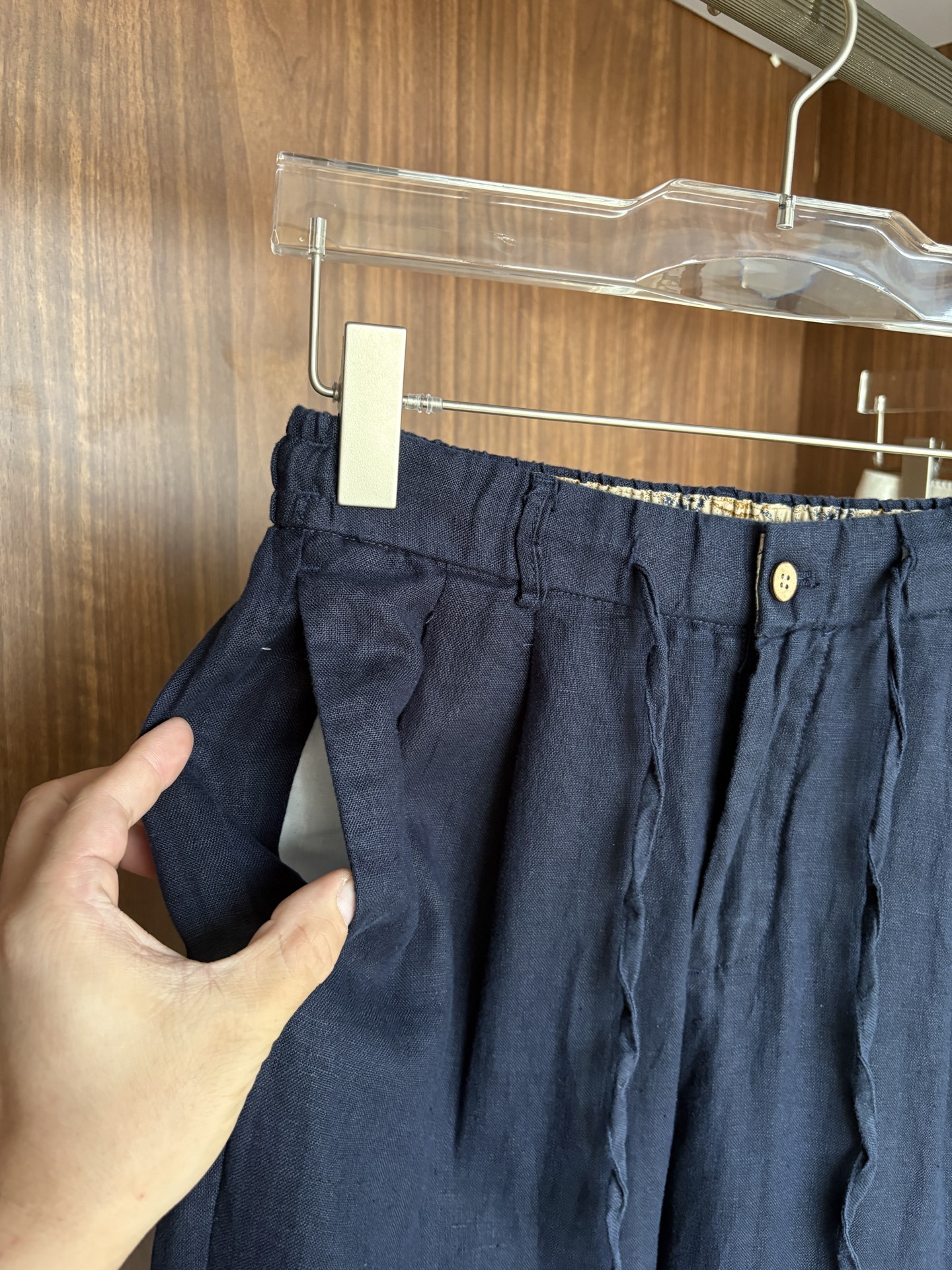 L、P春夏刺绣标识100 ％全麻时尚休闲裤 裤子无节制的创造动感兼具吸引力🧲,完美着装让时尚商务休闲轻而